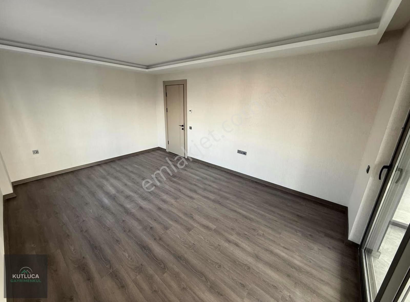 4+1 Cadde Üzeri Okul Market Yakın Sosyal Donatılı Emsalsiz Daire - Görsel 13