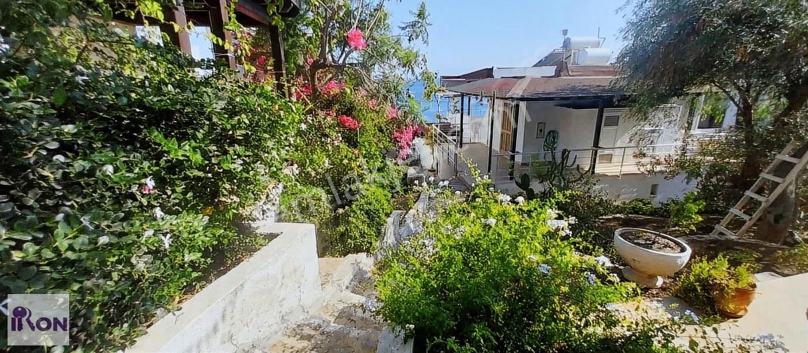 Bodrum Aktur'da Ana Plaja Yakın 2+1 Harika Deniz Manzaralı Villa - Görsel 3