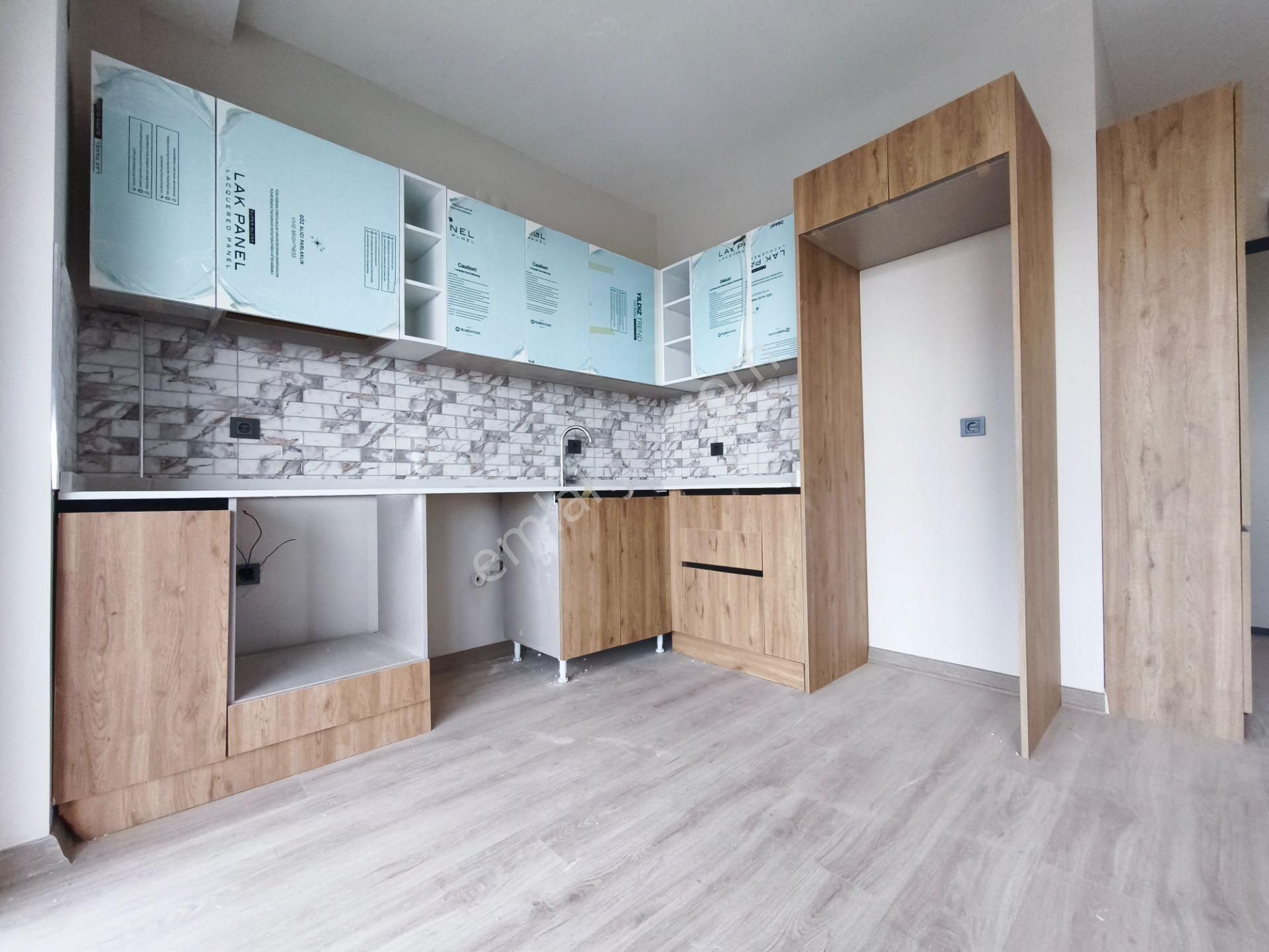 Ayvalık Küçükköy Neva Vizör Sitesinde Satılık 2+1 Daire - Görsel 8