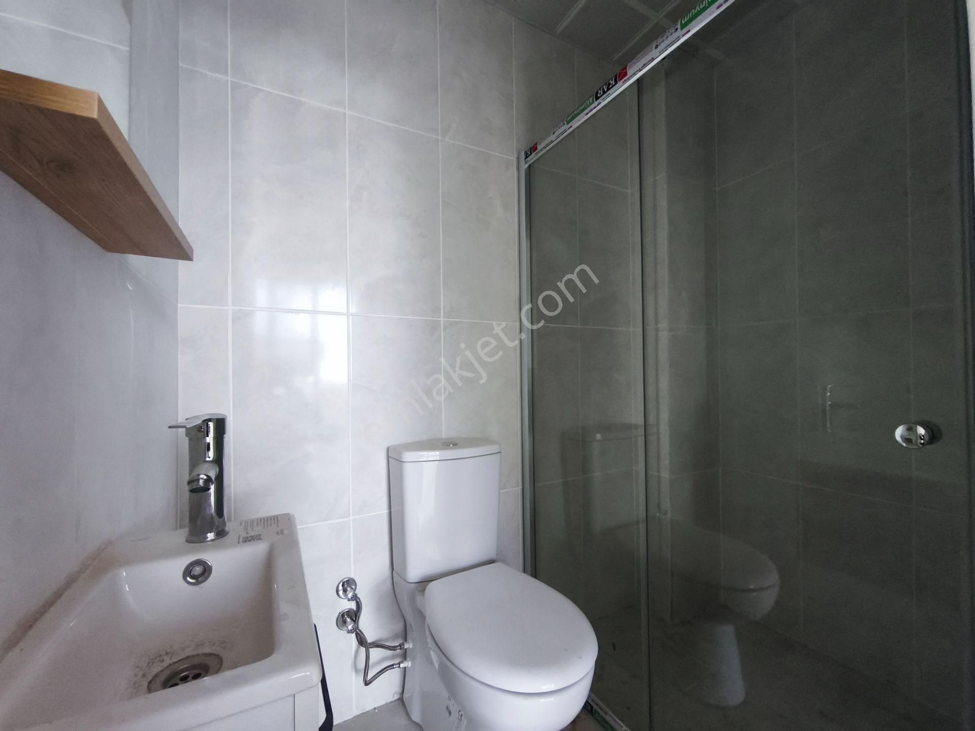 Ayvalık Küçükköy Neva Vizör Sitesinde Satılık 2+1 Daire - Görsel 15