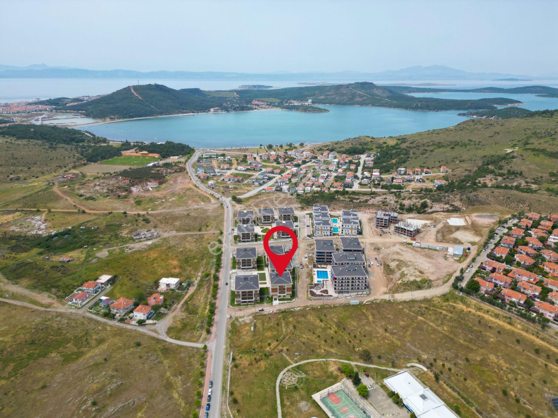 Ayvalık Küçükköy Neva Vizör Sitesinde Satılık 2+1 Daire - Görsel 26