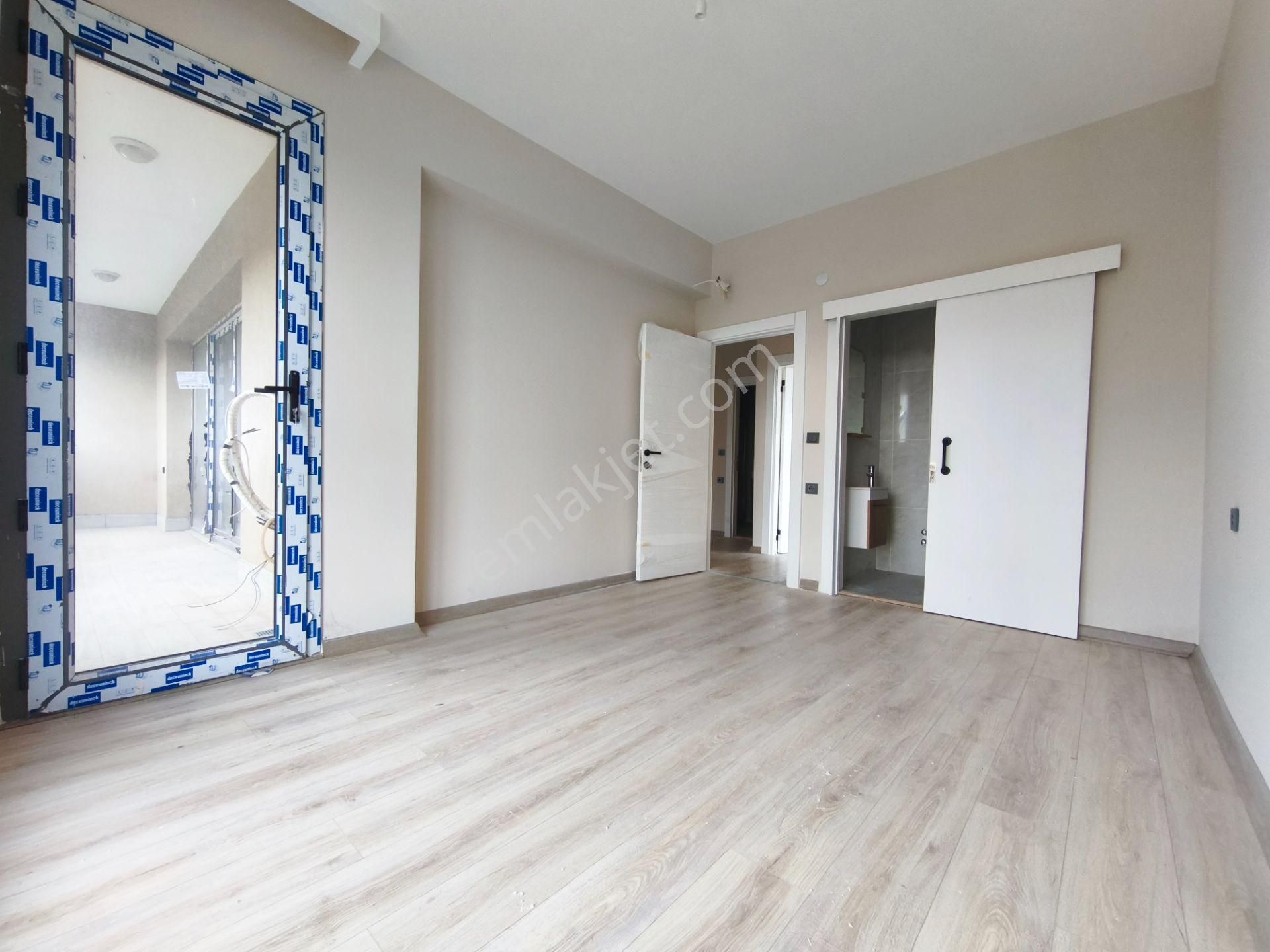 Ayvalık Küçükköy Neva Vizör Sitesinde Satılık 2+1 Daire - Görsel 14
