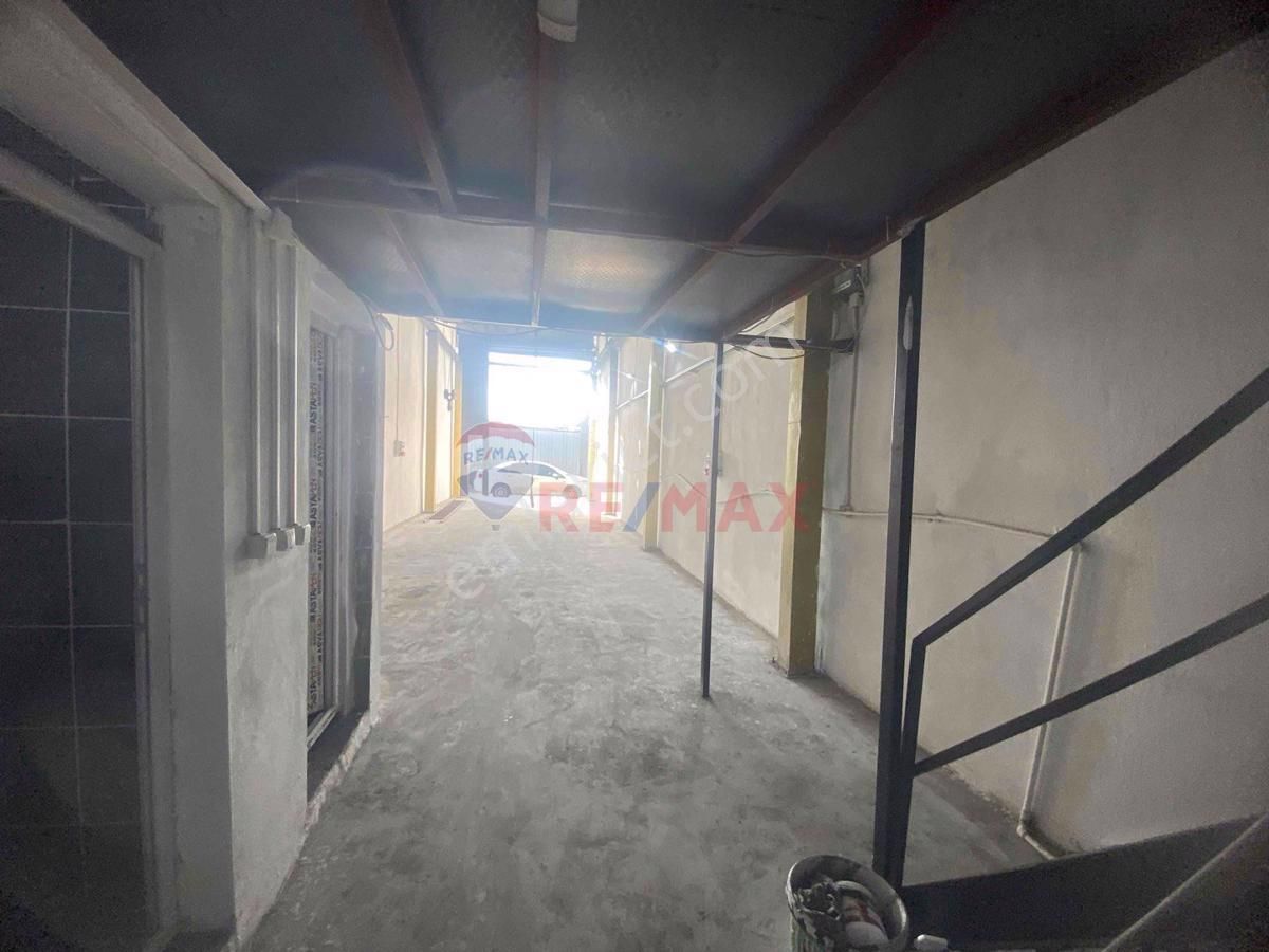 Torbalı Atatürk Sanayide Kiralık Vinçli Dükkan - Görsel 9
