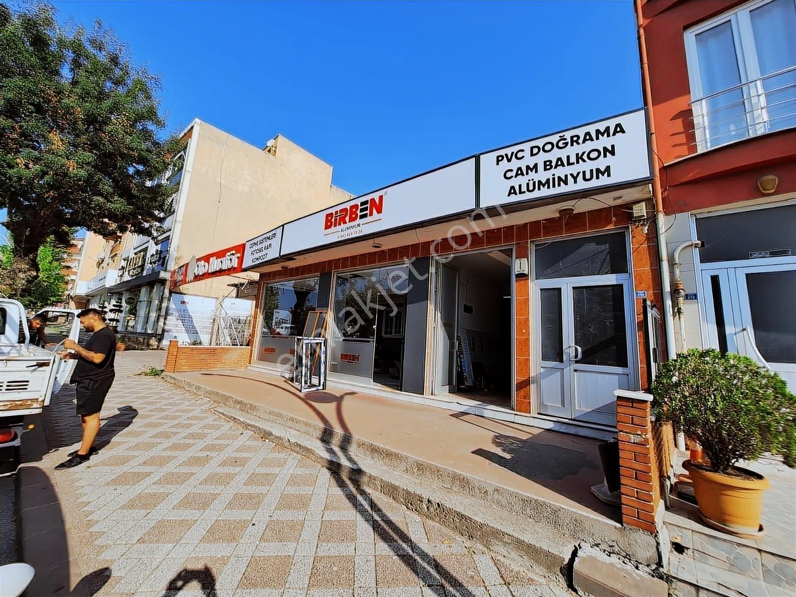 Derince Denizciler Caddesi Üzeri Satılık İşyeri Ve Arsası - Görsel 3