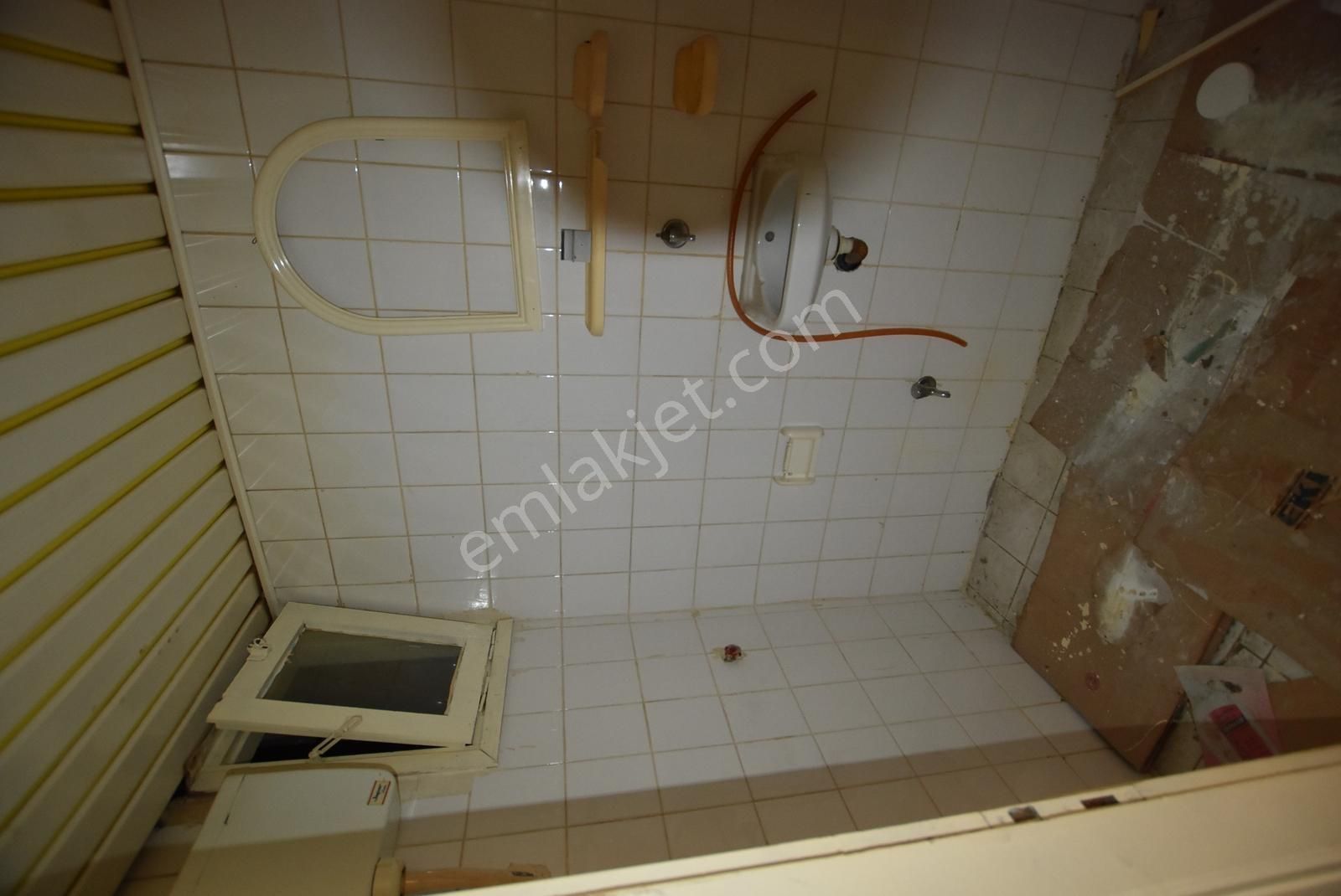 Emin'den 3+1 Ara Kat Otoparklı Çift Cephe - Görsel 17