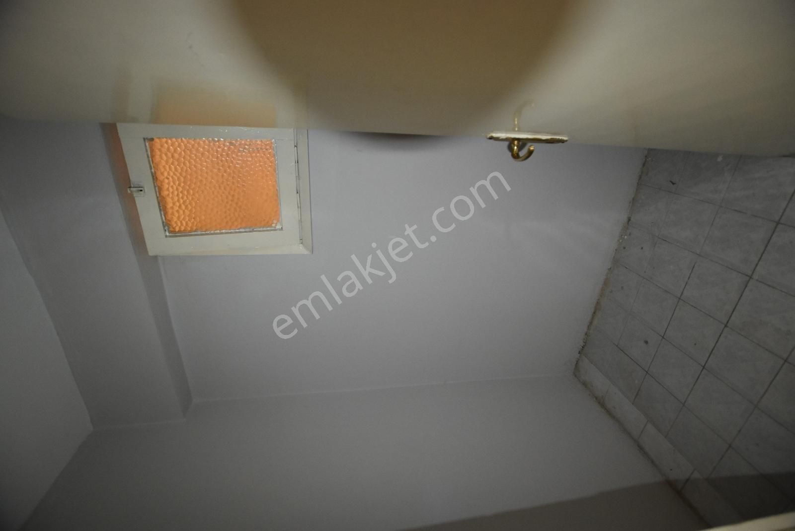 Emin'den 3+1 Ara Kat Otoparklı Çift Cephe - Görsel 22