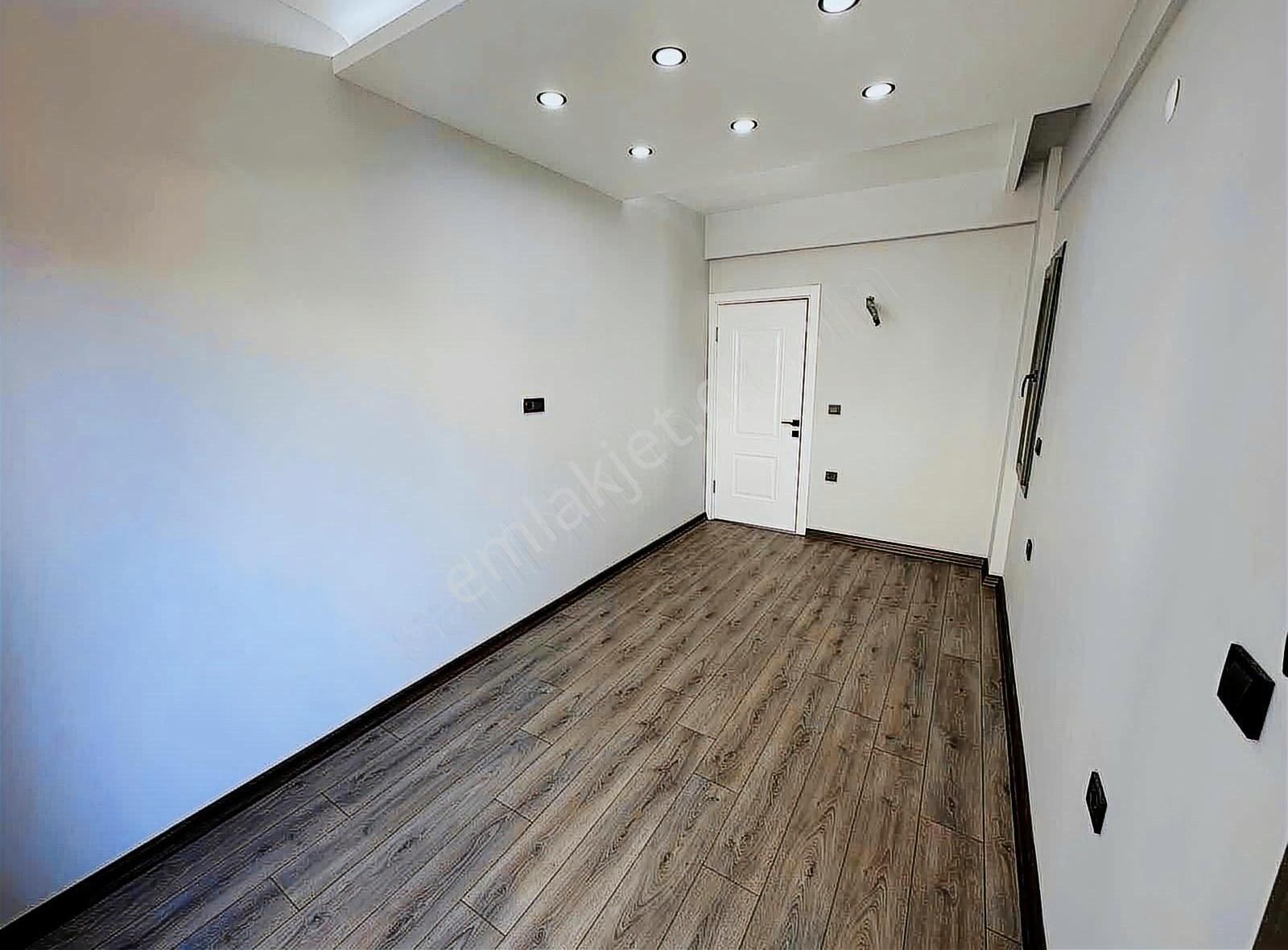 Özderede Denize 1dk Mesafede Otoparklı Villa (teklife Açık) - Görsel 4