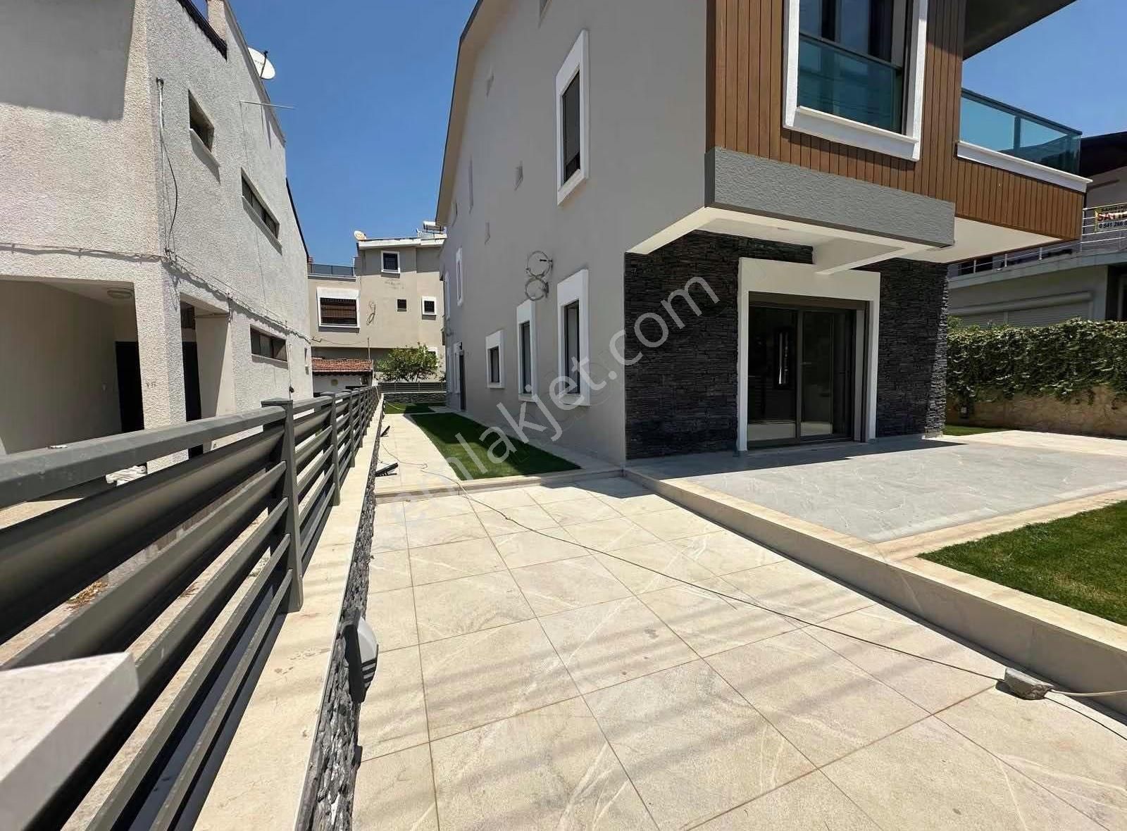 Özderede Denize 1dk Mesafede Otoparklı Villa (teklife Açık) - Görsel 18