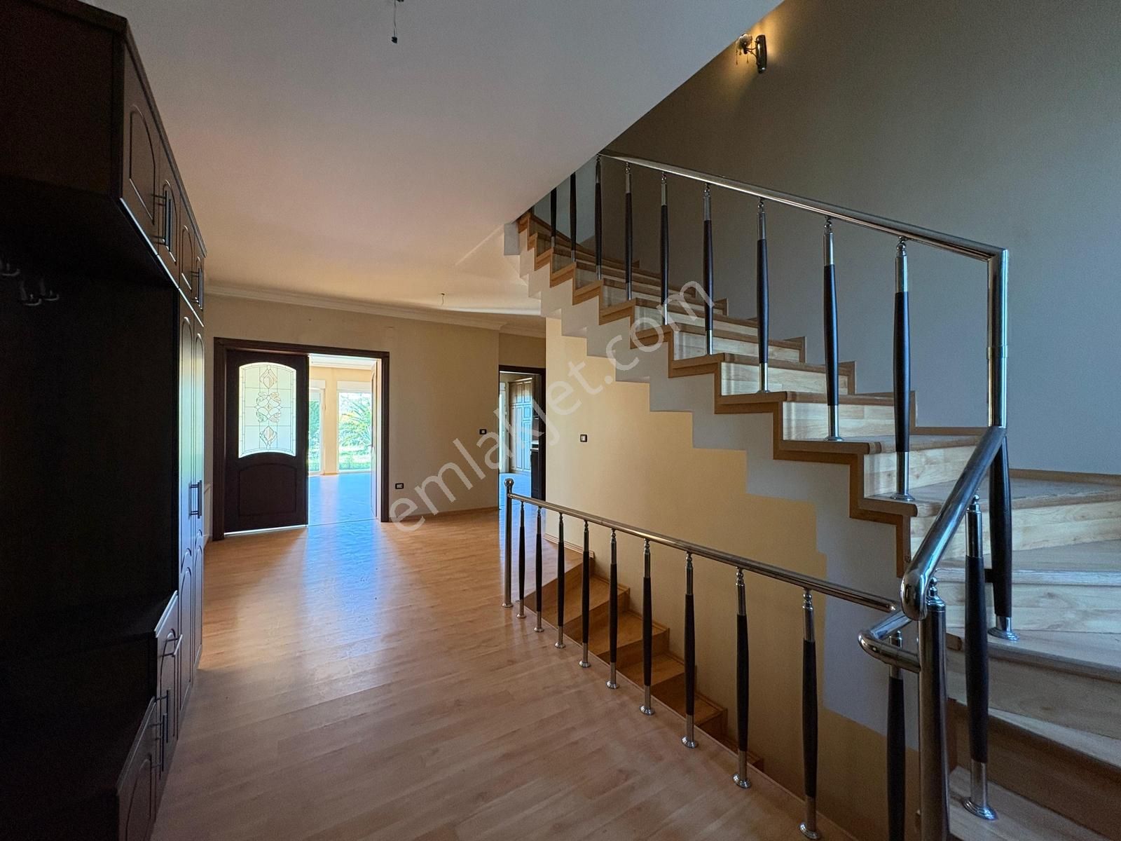 Nilüfer Köyde Değerli Konumda Satılık Villa (arsa 1087m²) - Görsel 2