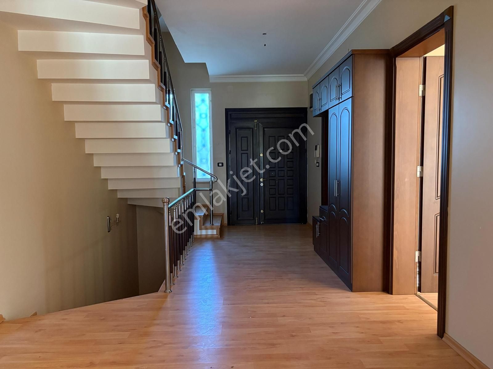 Nilüfer Köyde Değerli Konumda Satılık Villa (arsa 1087m²) - Görsel 3