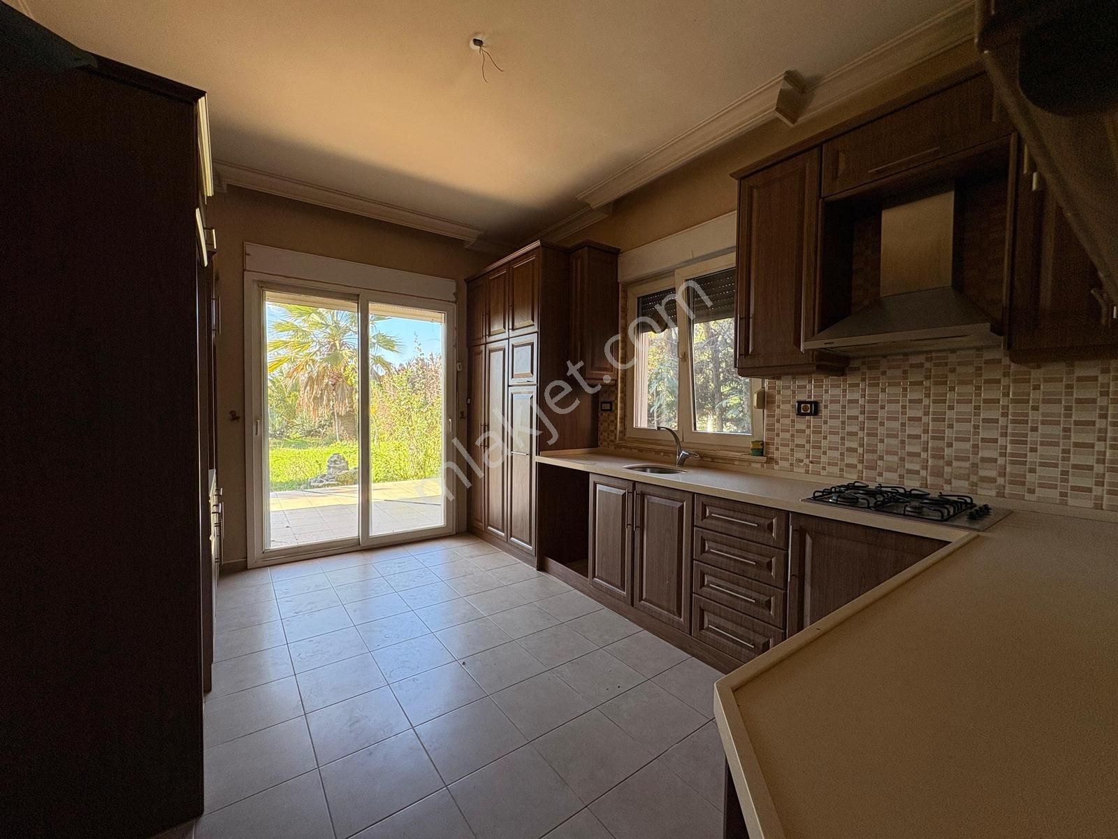 Nilüfer Köyde Değerli Konumda Satılık Villa (arsa 1087m²) - Görsel 8