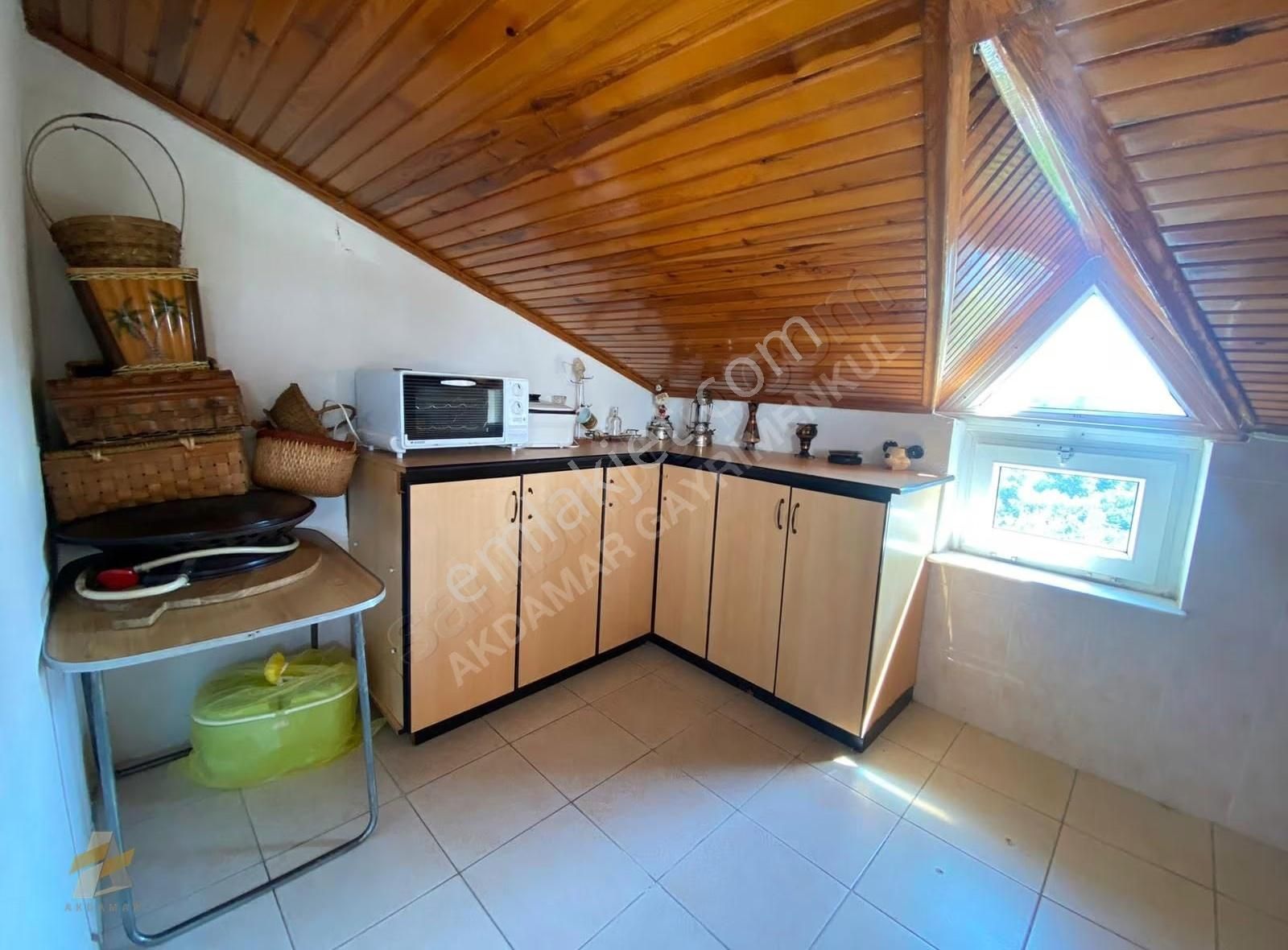 Yanıklarda Geniş Arazili Kupon Villa - Görsel 19