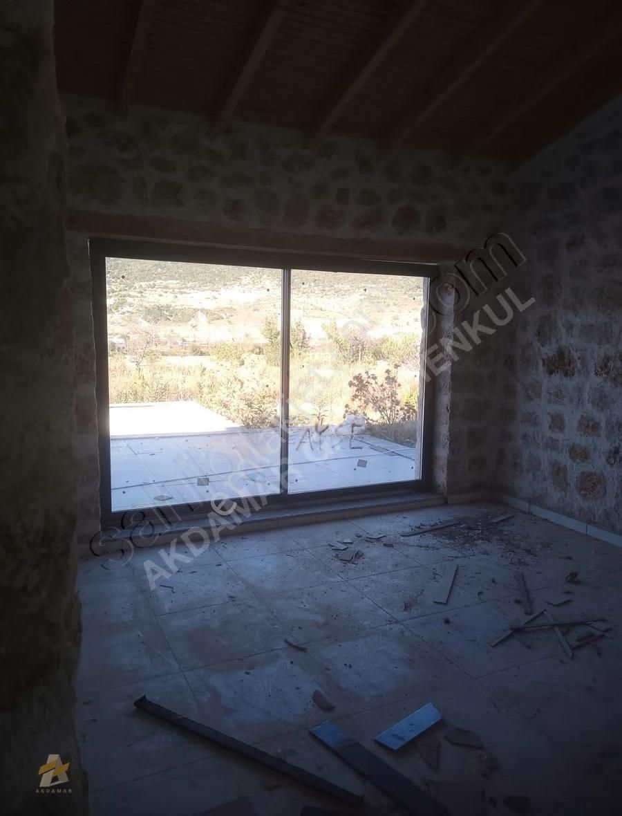 Kaş Sarıbelen 11 Dönüm İçinde Ruhsatlı 3 Taş Villa 3özel Havuz - Görsel 4