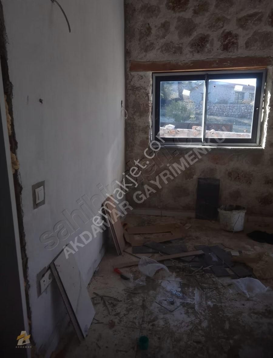 Kaş Sarıbelen 11 Dönüm İçinde Ruhsatlı 3 Taş Villa 3özel Havuz - Görsel 3