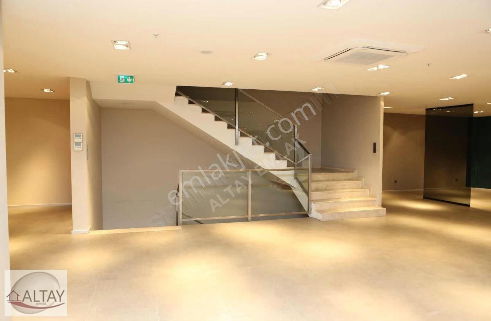 Ataşehir Kayışdağ Cadde Üstü 3 Kat Toplam 1000 M2 Büro&ofis - Görsel 27