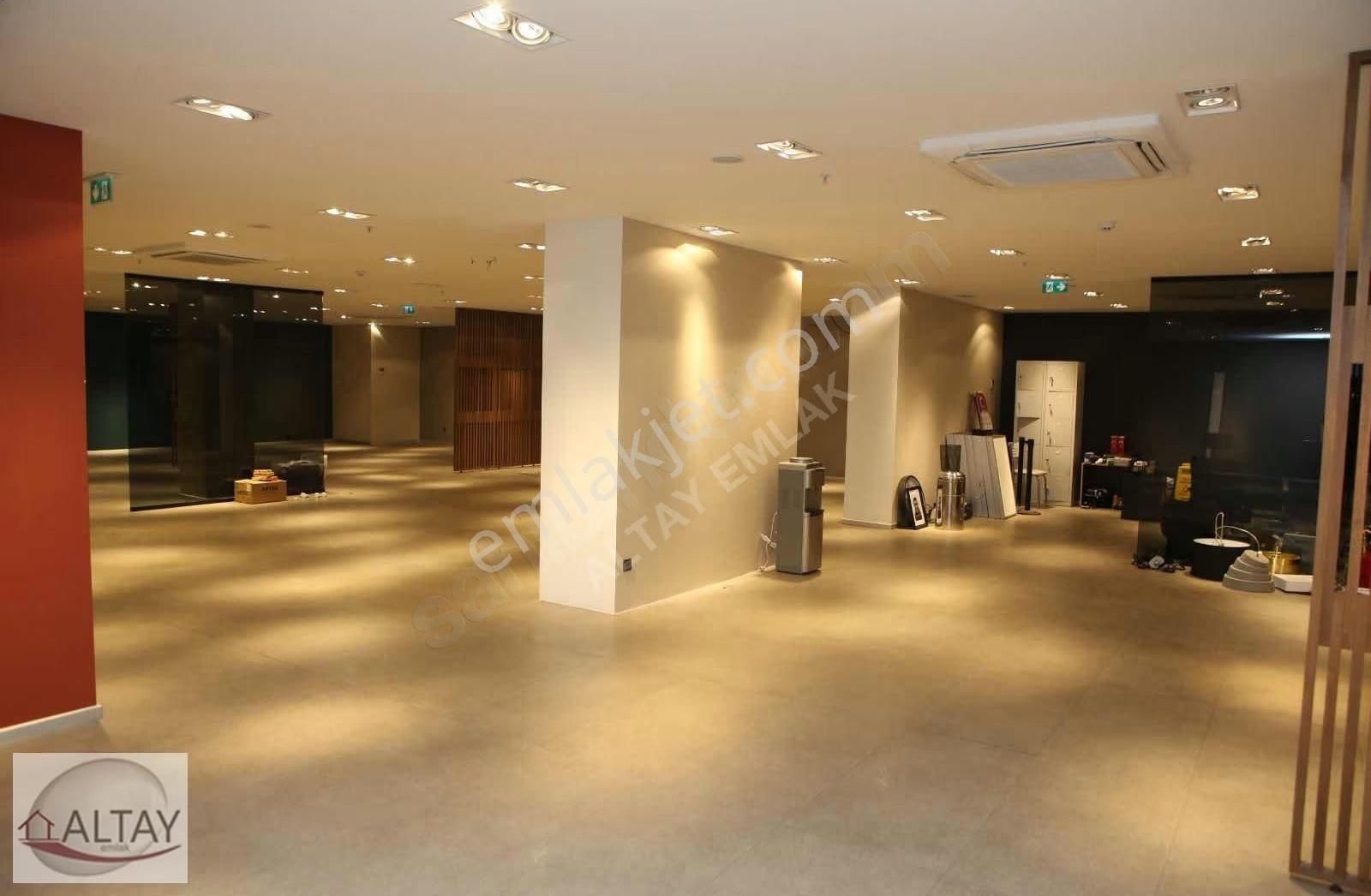Ataşehir Kayışdağ Cadde Üstü 3 Kat Toplam 1000 M2 Büro&ofis - Görsel 28