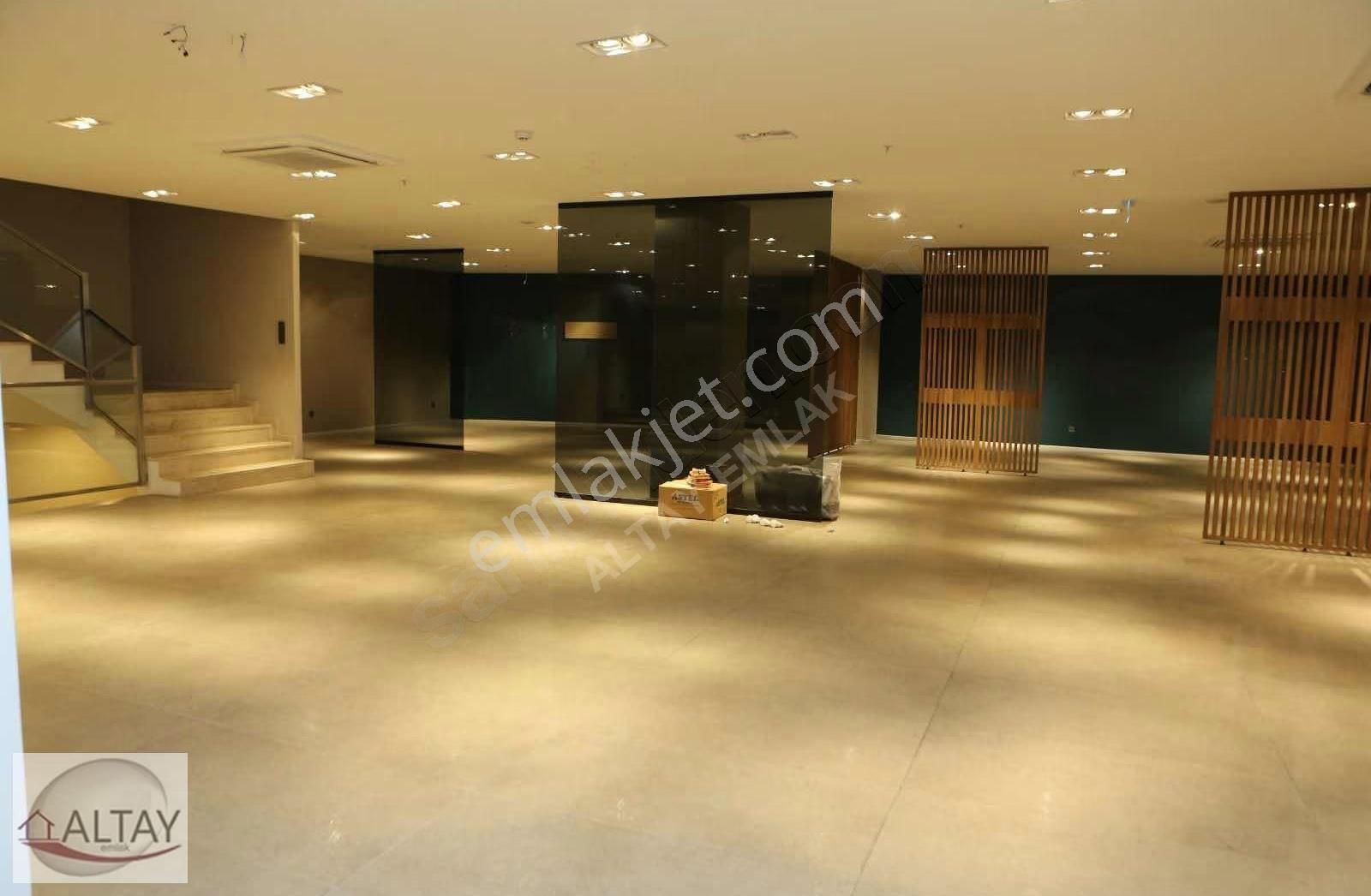 Ataşehir Kayışdağ Cadde Üstü 3 Kat Toplam 1000 M2 Büro&ofis - Görsel 10