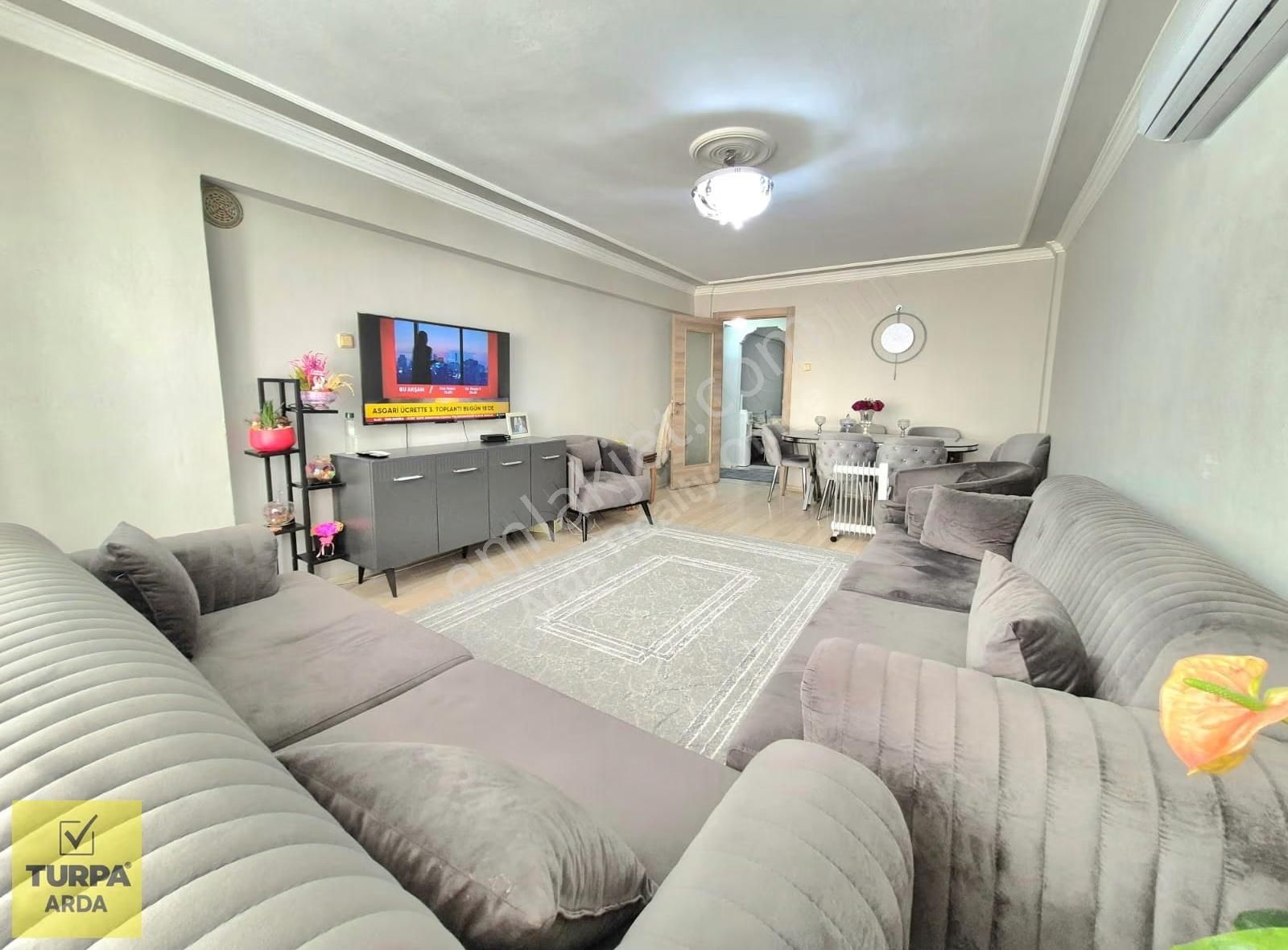 K.yaka Y.aksoy Sokak Cadde Üzeri Çift Balkon Yapalı 2+1 115 M2 - Görsel 31