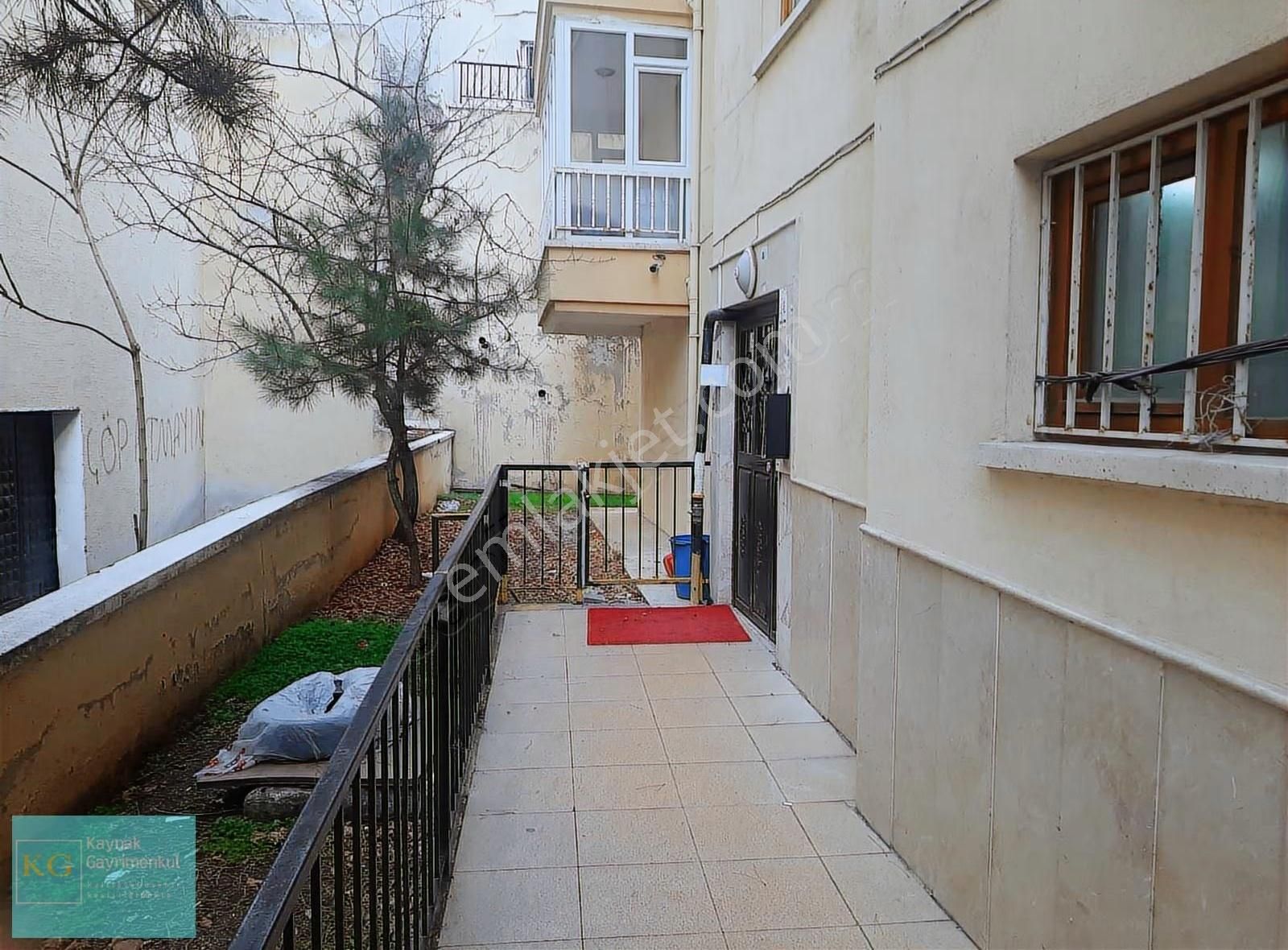 Kanuni Mahallesinde Bademlik Yoluna Cephe 135 M2 Satılık Daire - Görsel 14