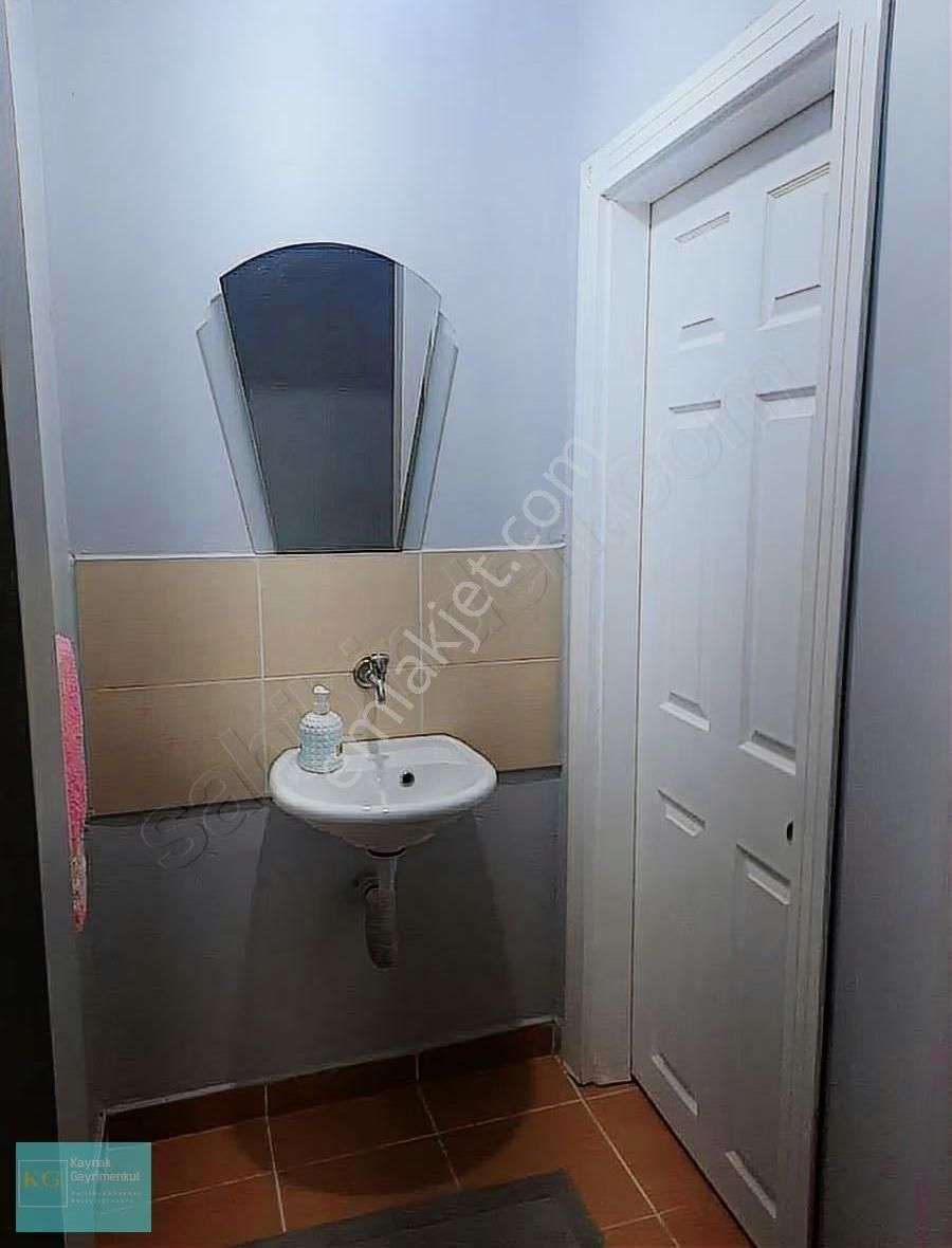 Kanuni Mahallesinde Bademlik Yoluna Cephe 135 M2 Satılık Daire - Görsel 12