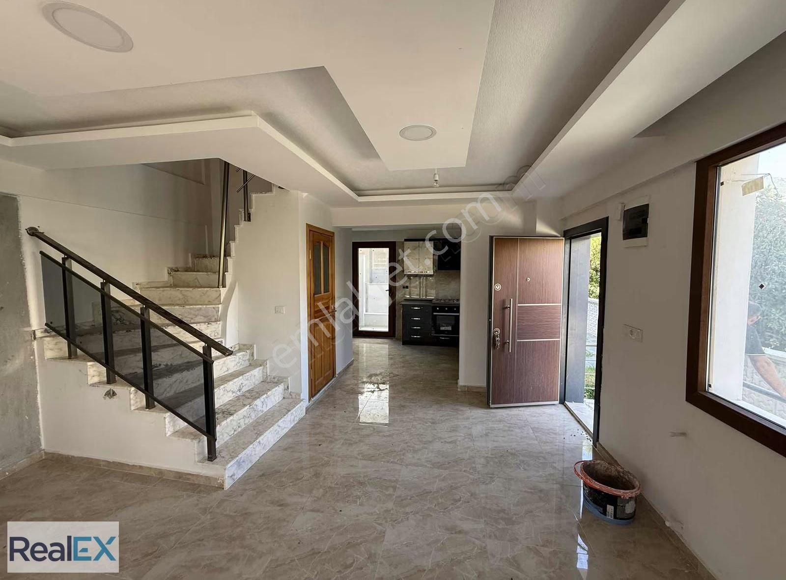 Sahilde Ve Deniz Manzaralı 4+1 Sıfır Villa - Realex - Görsel 19