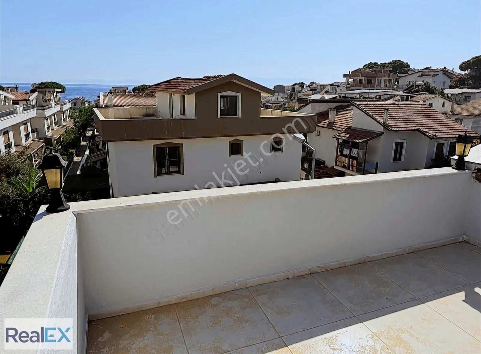 Sahilde Ve Deniz Manzaralı 4+1 Sıfır Villa - Realex - Görsel 24