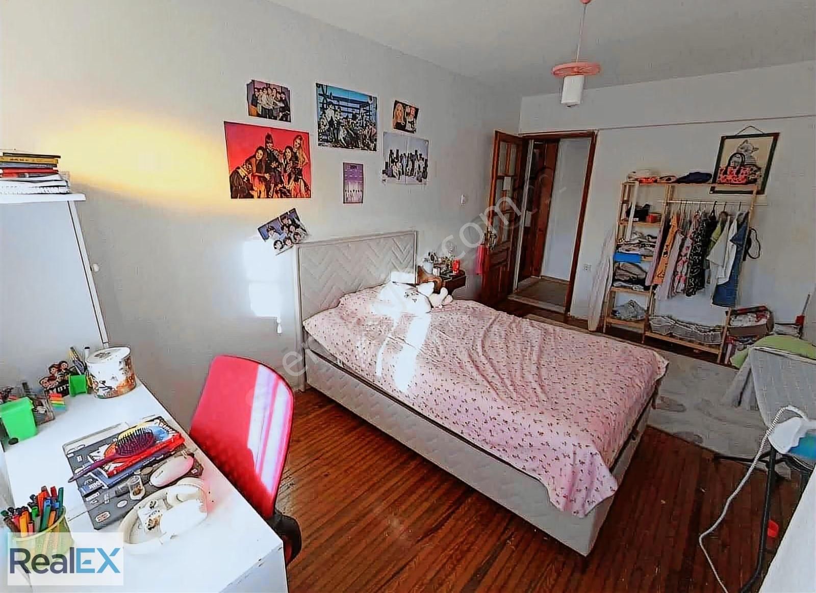 Merkezi Konumda Masrafsız Uygun Vılla - Görsel 17