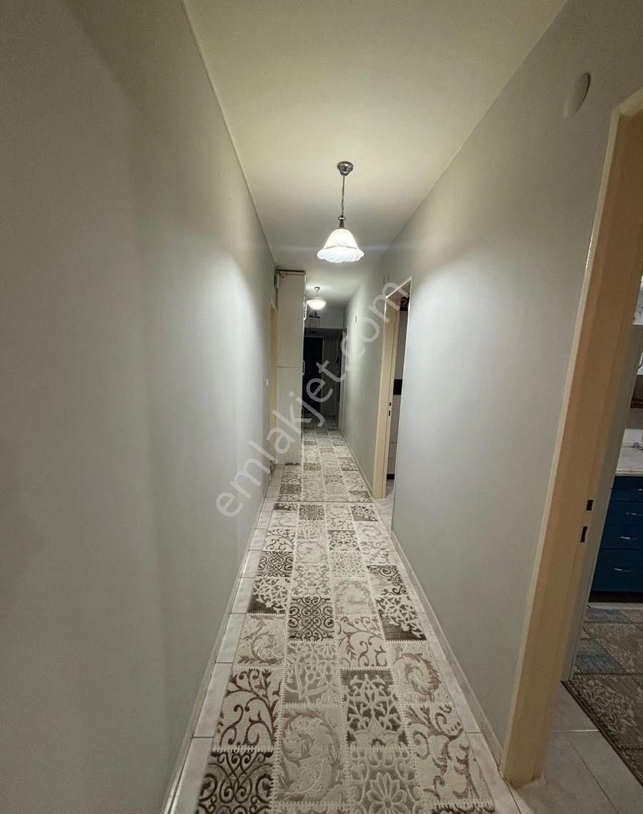 İzmir Balçovada Site İçi Asansörlü / Otoparklı Arakat3+1 Daire - Görsel 7