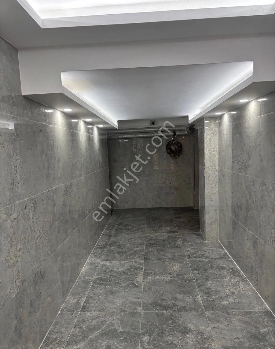 İzmir Balçovada Site İçi Asansörlü / Otoparklı Arakat3+1 Daire - Görsel 18