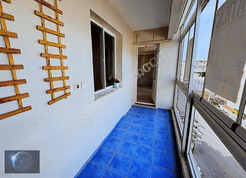 Buca Yeşilbağlar'da Ana Cadde Üstü Hesaplı Daire - Görsel 17