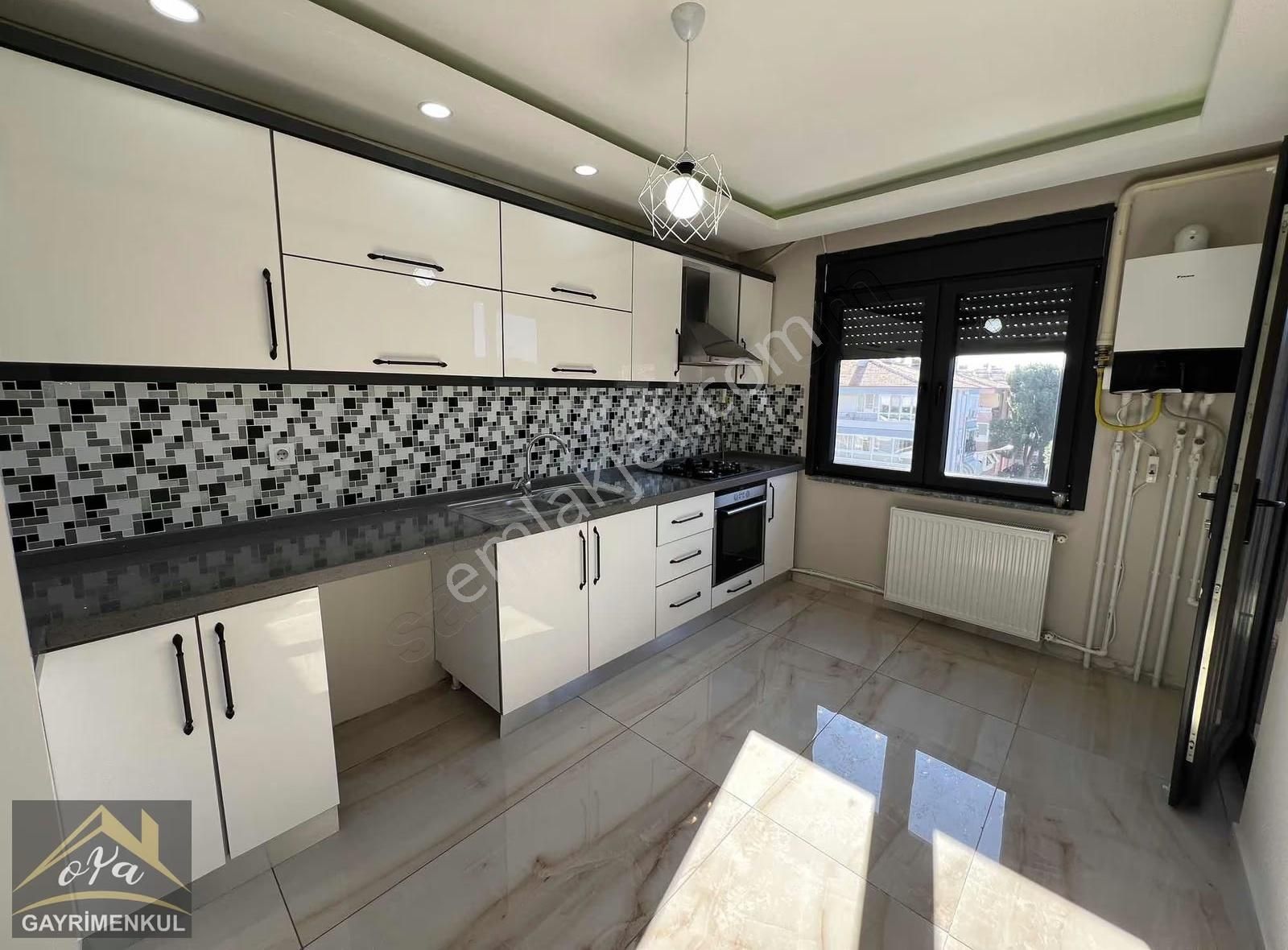 Akçay Oya Gayrimenkul'den Doktorlar Sitesi Mevkiinde 3+1 Daire - Görsel 7