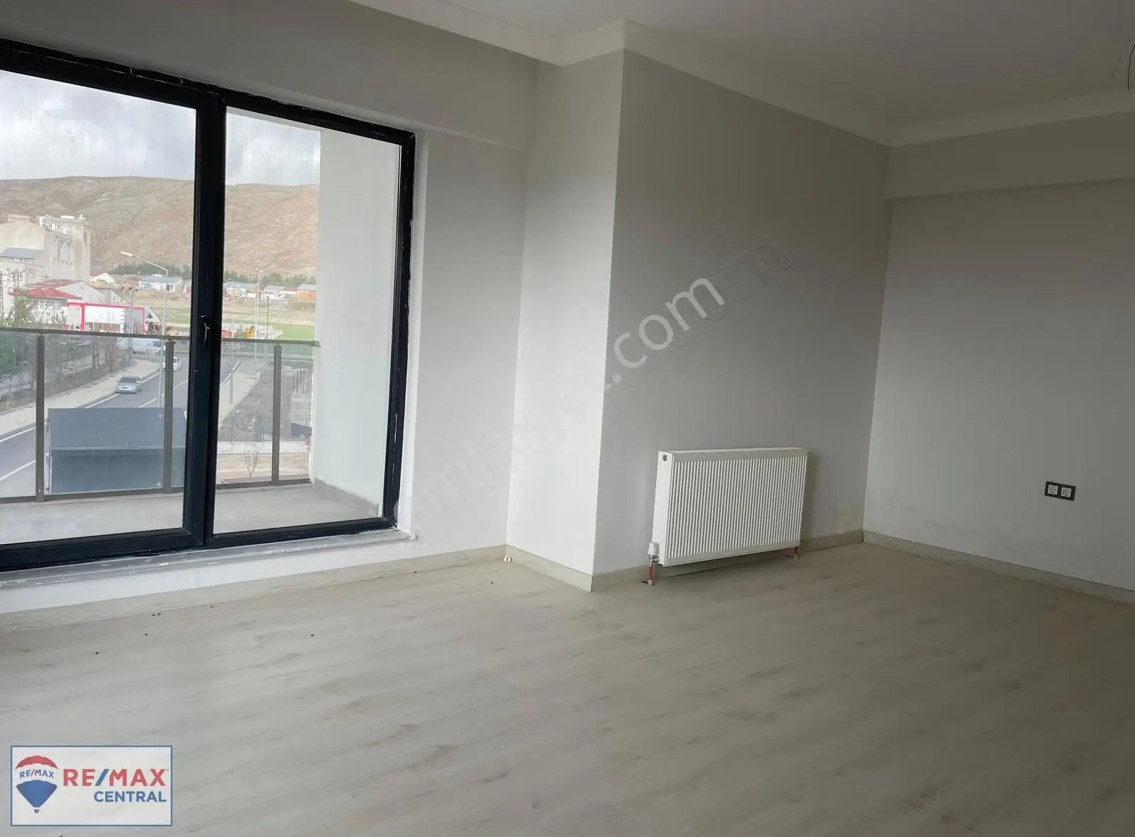 Remax Central'dan Zara Ekici Rezidans'ta Satılık Lüks 3+1 - Görsel 2