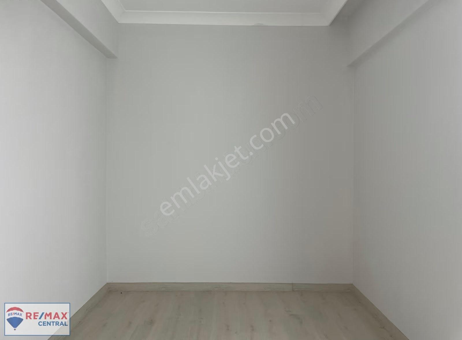 Remax Central'dan Zara Ekici Rezidans'ta Satılık Lüks 3+1 - Görsel 18