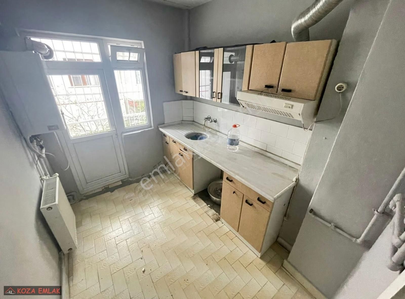 Koza Emlak'tan Fırsat Plevne Mah. Ara Katta Bu Fiyata Daire Yok!