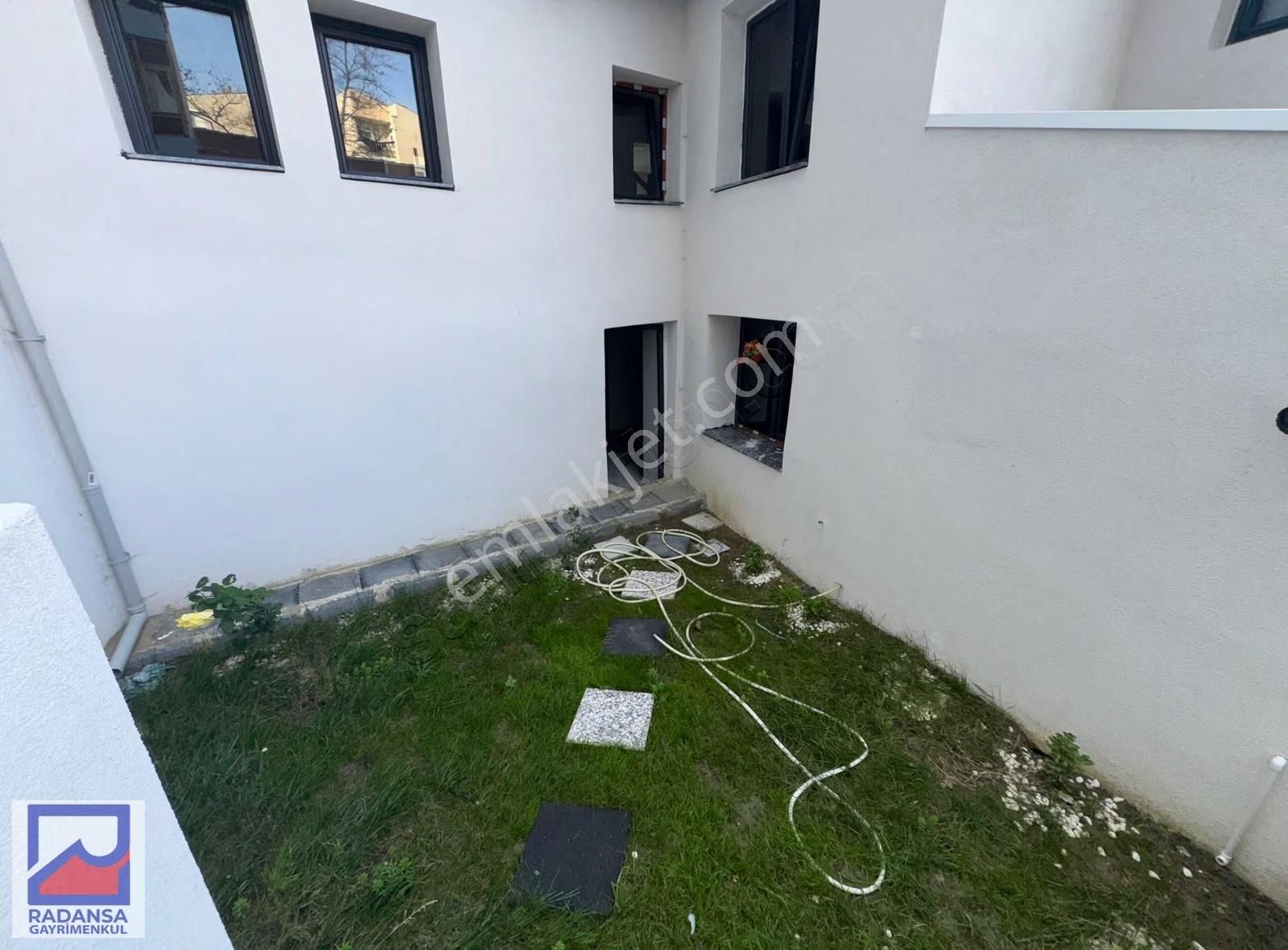 Silivri Fatih Mahallesinde Müstakil 5+2 Triplex - Görsel 20