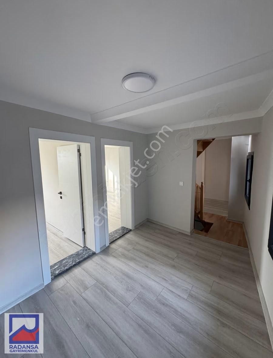 Silivri Fatih Mahallesinde Müstakil 5+2 Triplex - Görsel 23