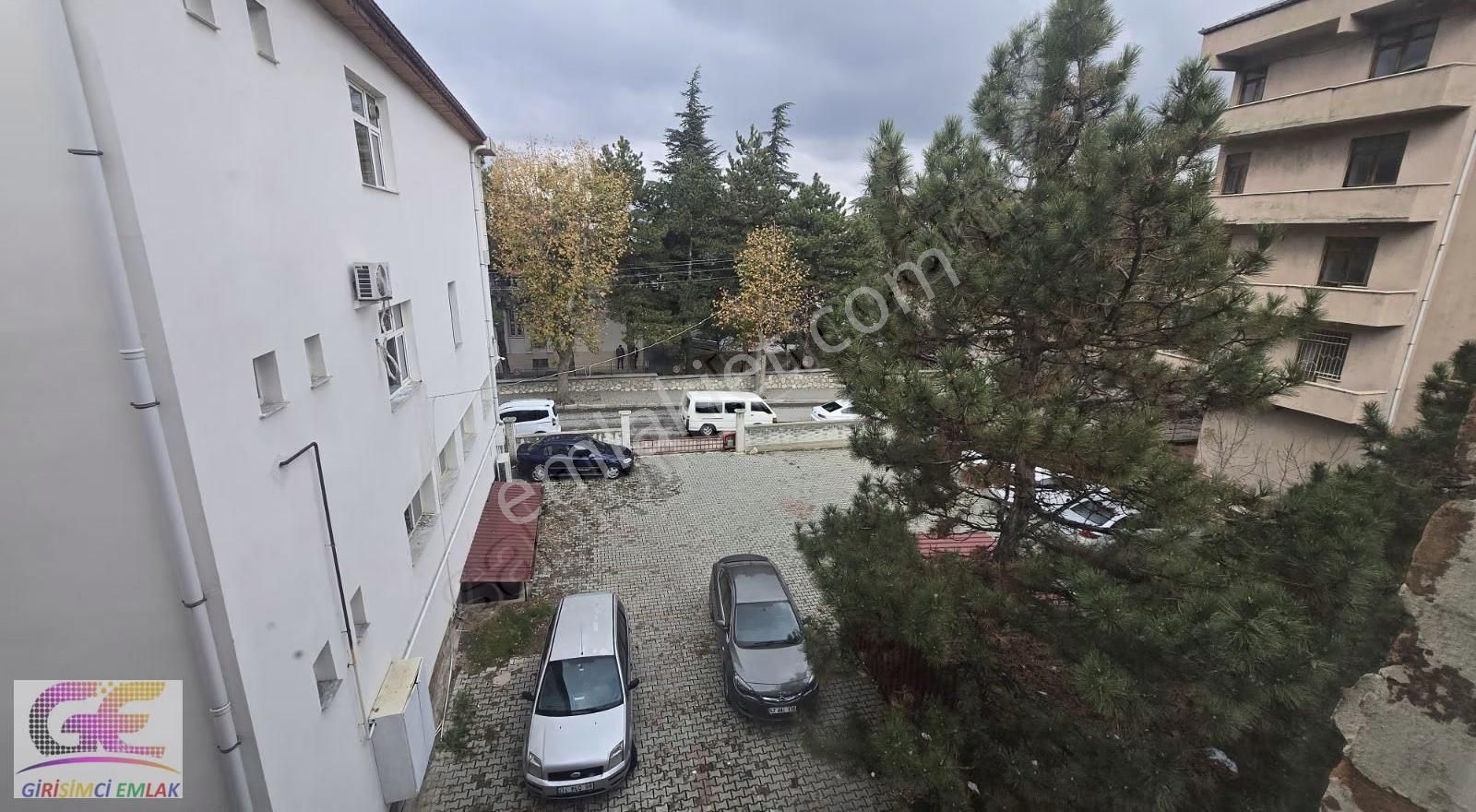 Girişimciden Adliye Parkı Karşısı 1+1 Arakat Daire - Görsel 6