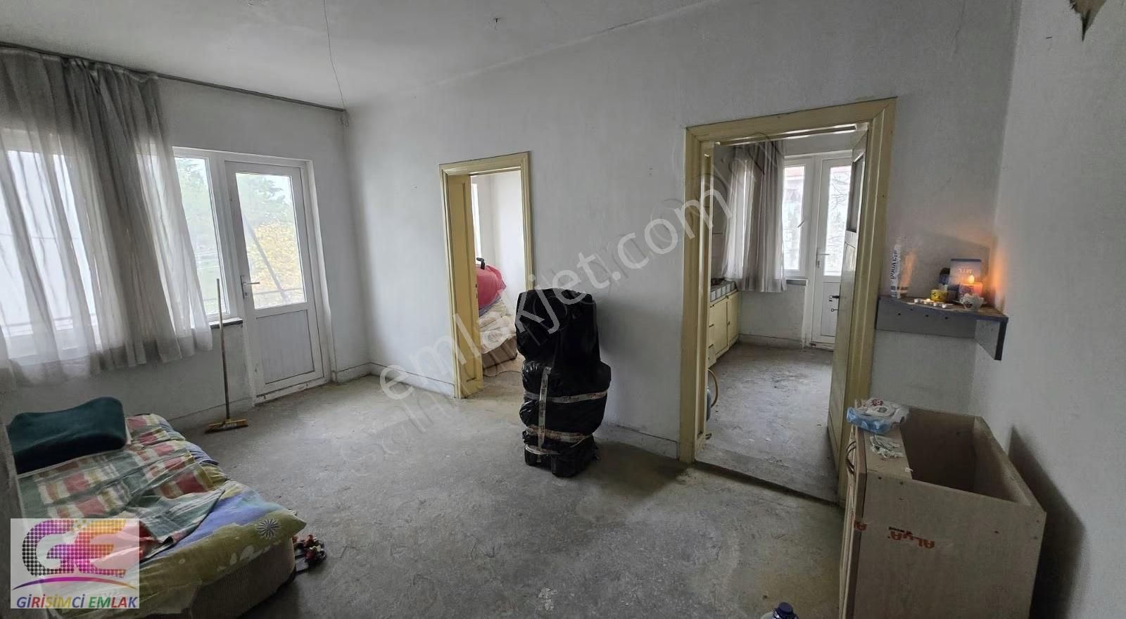 Girişimciden Adliye Parkı Karşısı 1+1 Arakat Daire