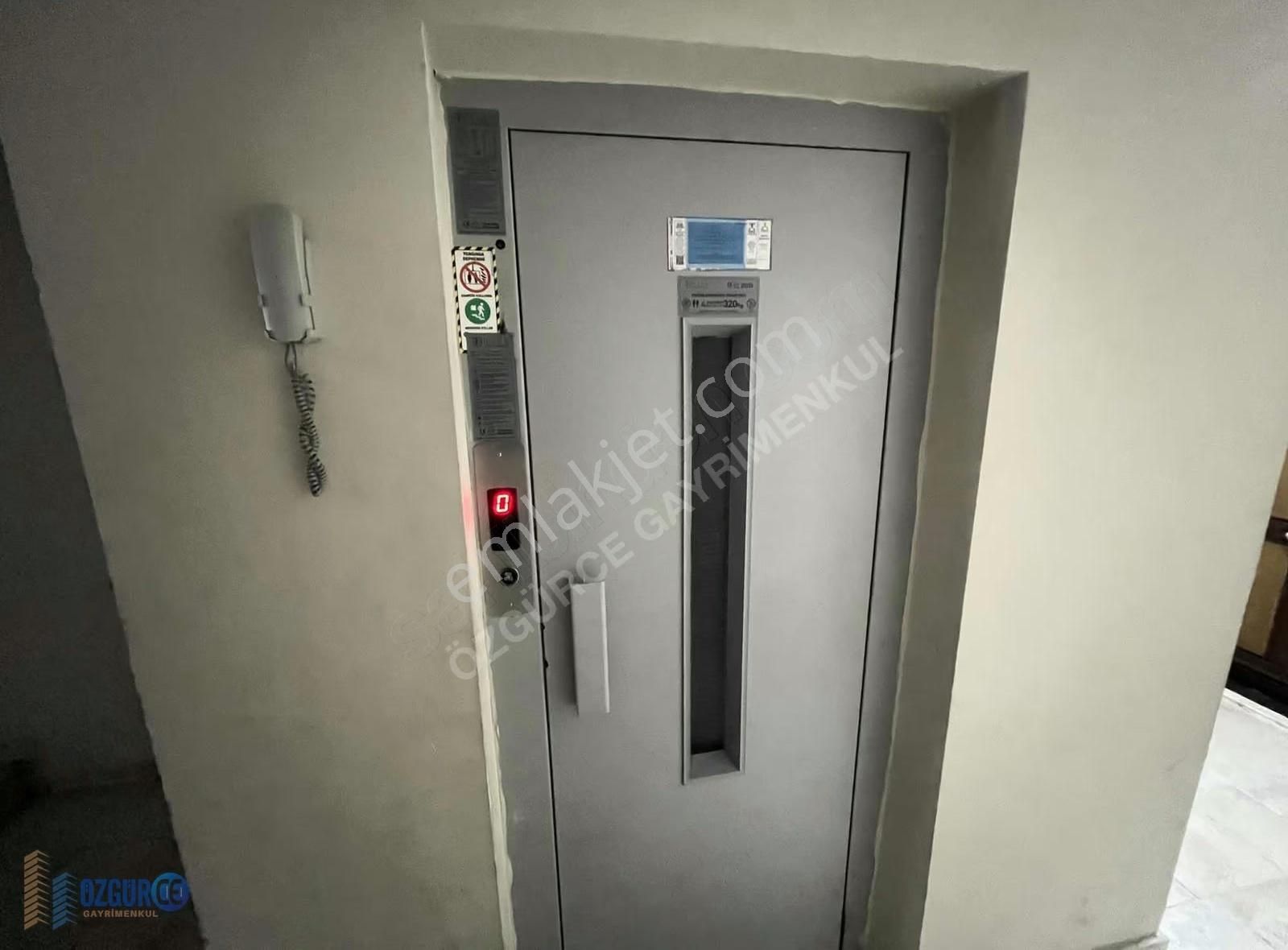 Özgürce Gyd'den Cami Mh Merkezi Konumda Şahane 3+1 Geniş Daire - Görsel 21