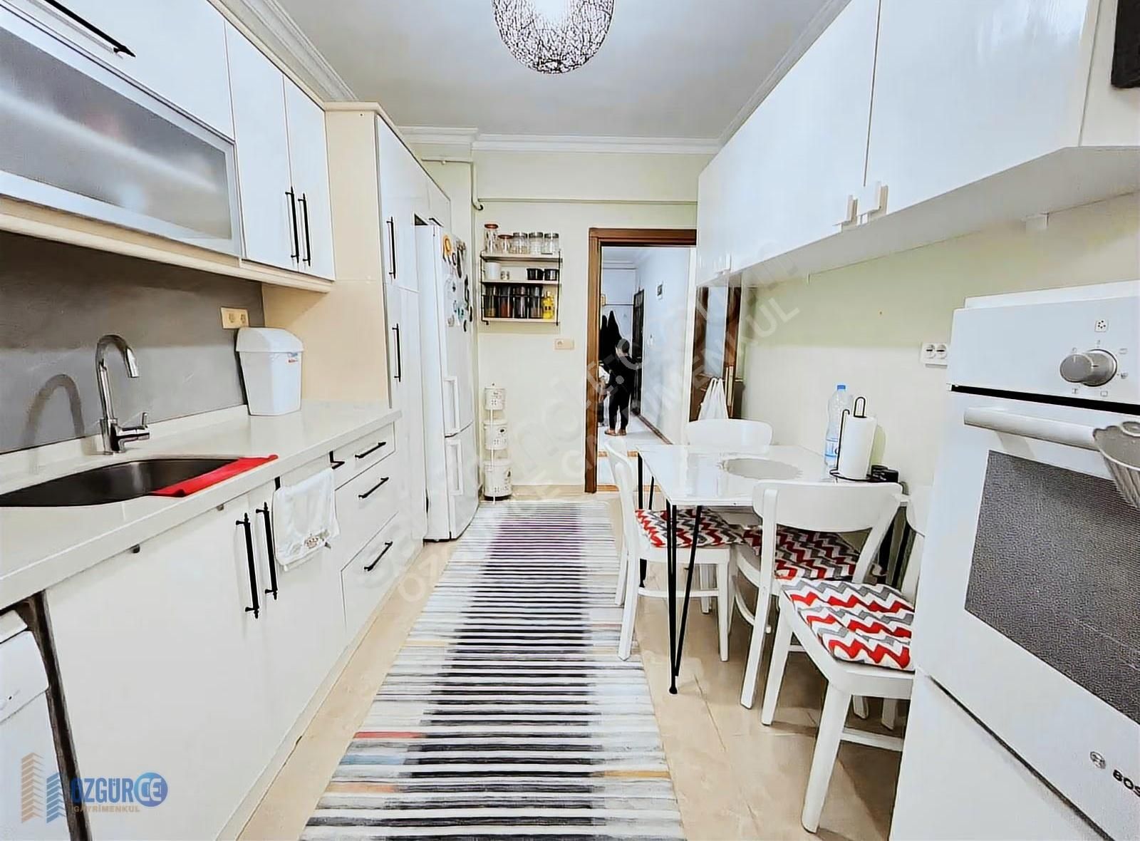 Özgürce Gyd'den Cami Mh Merkezi Konumda Şahane 3+1 Geniş Daire - Görsel 14