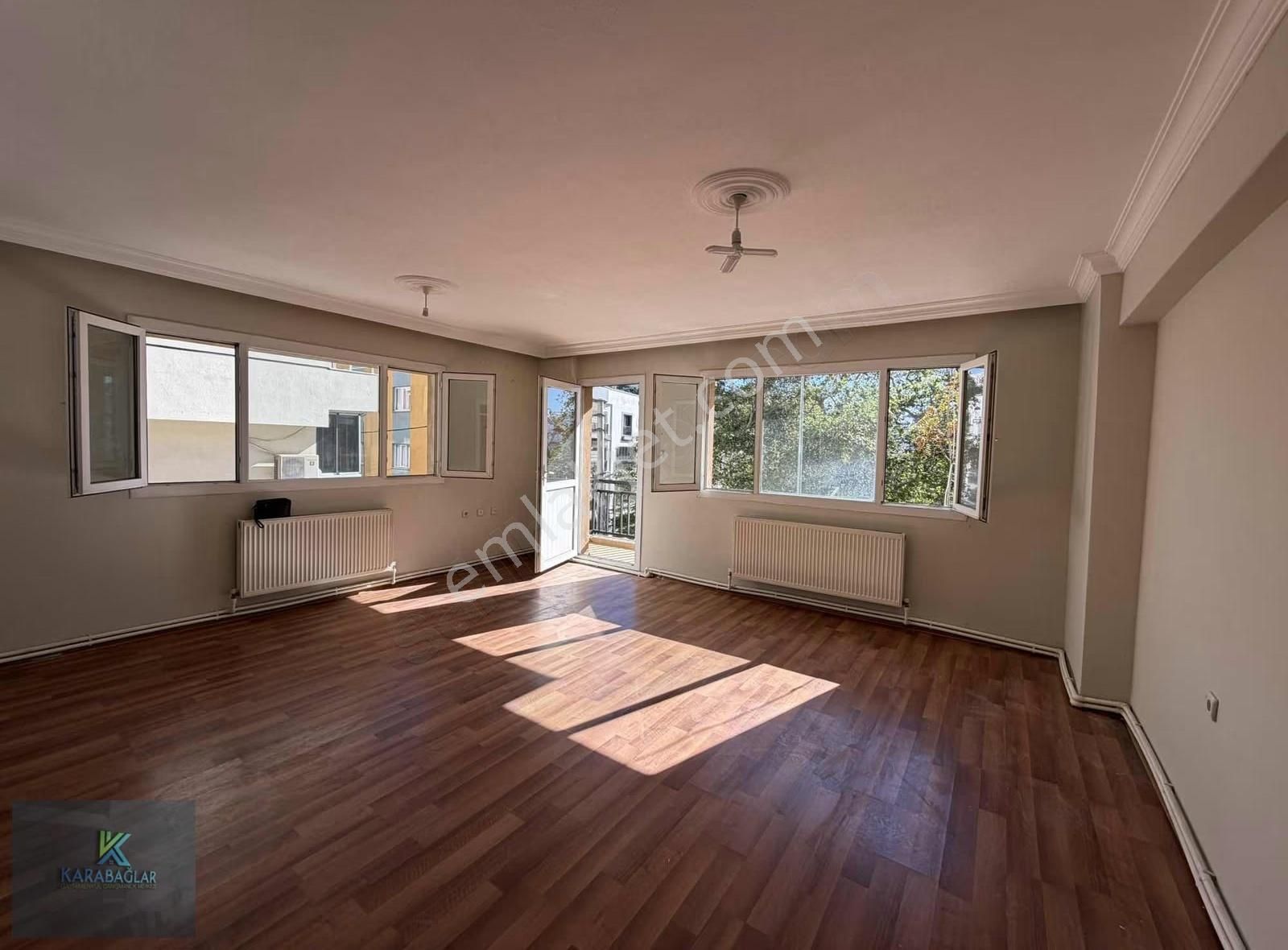 İkç Hast.yakını 3+1 Arakat Dgazlı Önü Açık Park Manzaralı