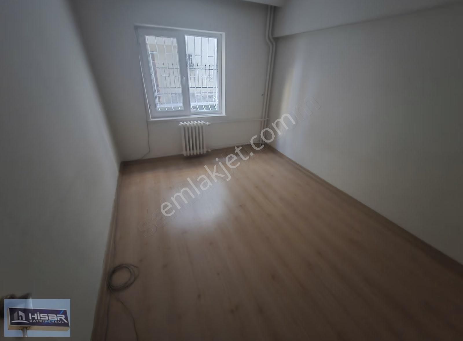 Hisar'dan Sokullu Cd Paraleli Bahçe Çıkışlı 110 M2 3+1 Yapılı Da - Görsel 9