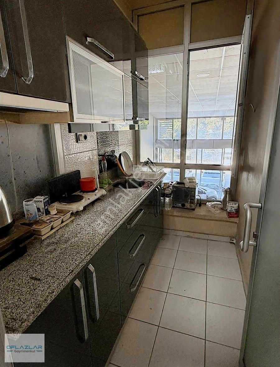 Oflazlar'dan Galericiler Sitesinde Konumu Güzel 200 M2 Dükkan - Görsel 15