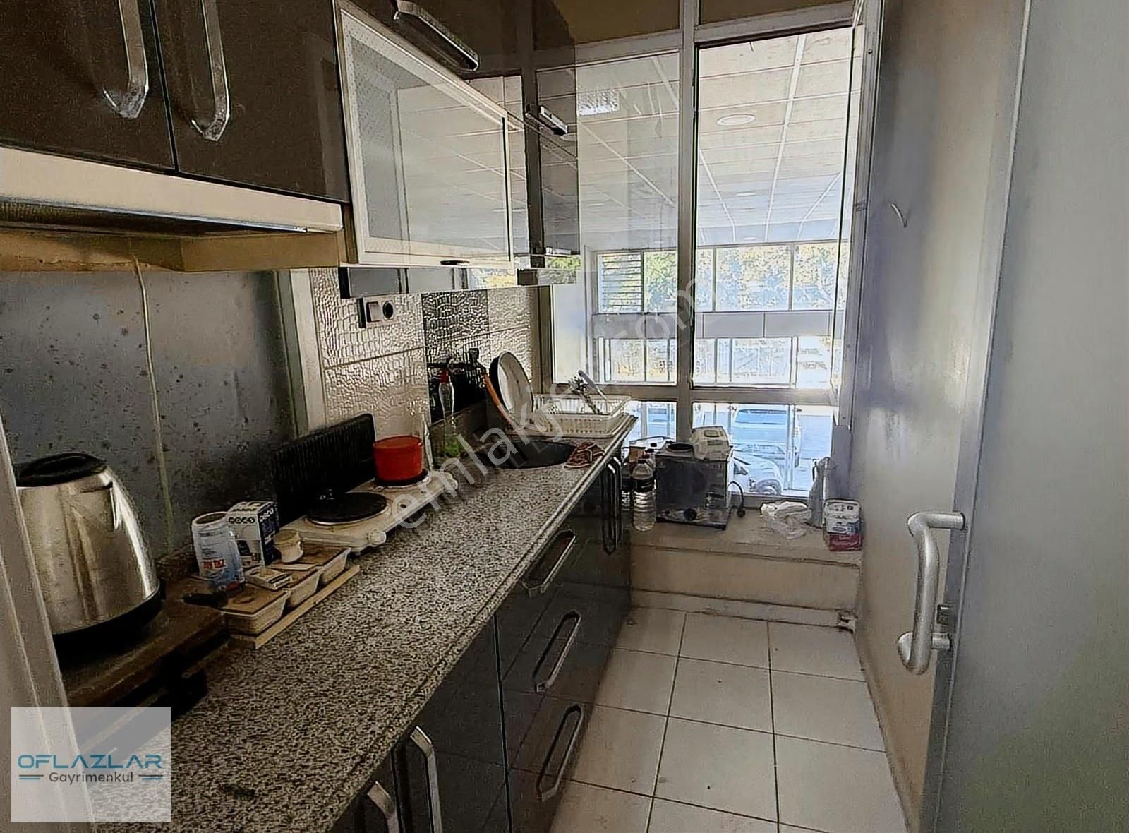 Oflazlar'dan Galericiler Sitesinde Konumu Güzel 200 M2 Dükkan - Görsel 12