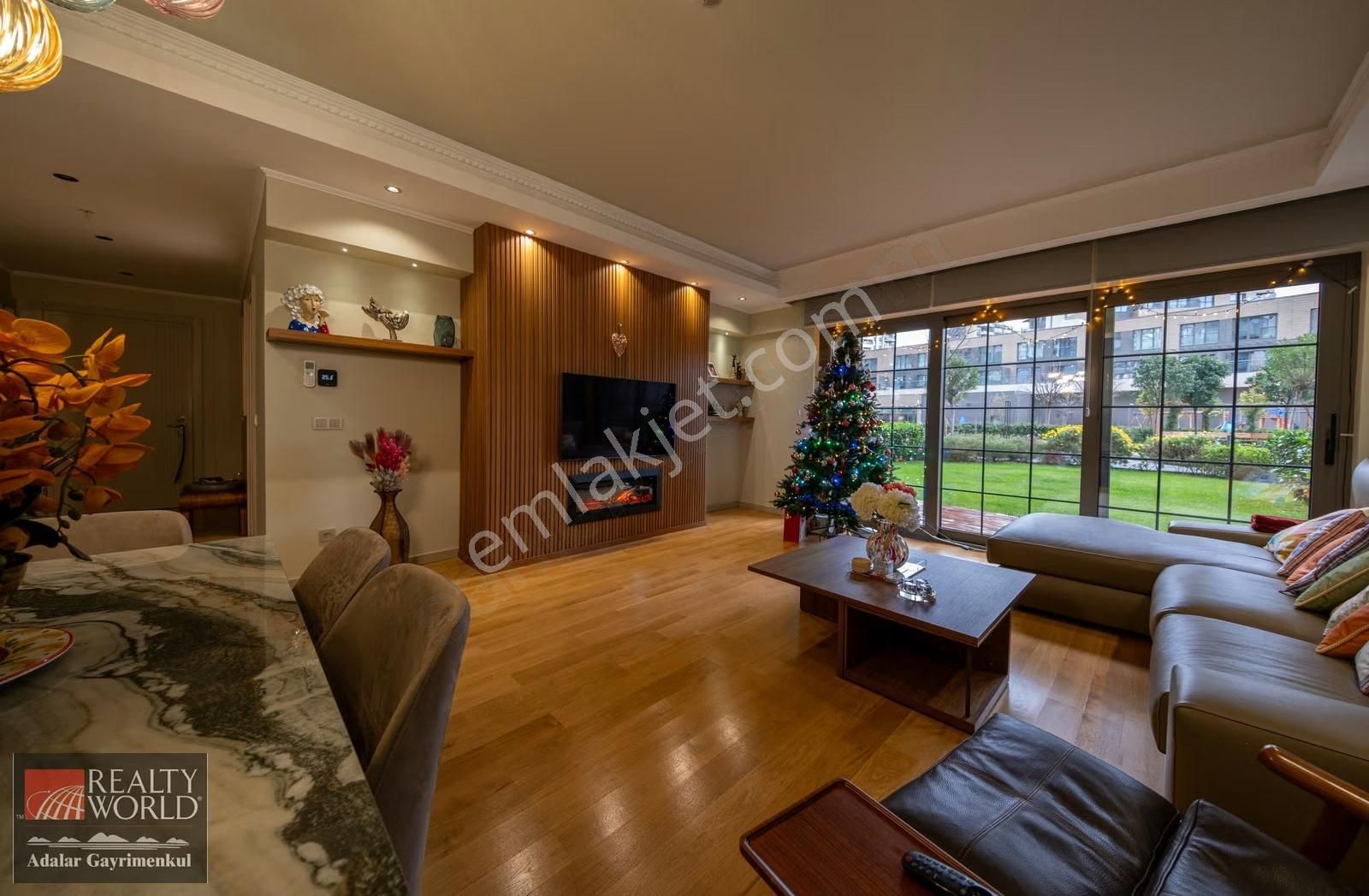 Nidapark Küçükyalı Burgaz Etabı Güney Cephe Özel Bahçeli 3+1