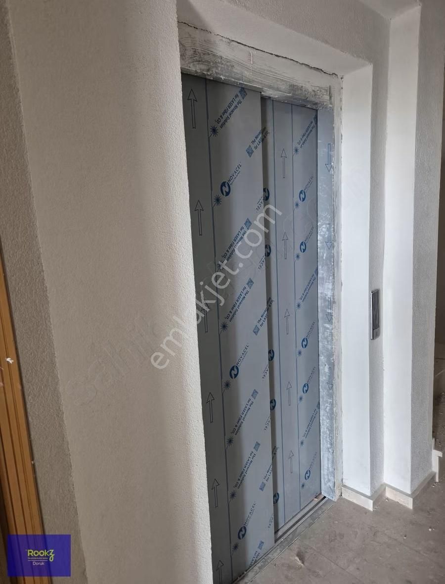 Rookzdoruk'dan Necipfazıl'da Cadde Üzeri Merkezi Konum Sıfır 4+1 - Görsel 7