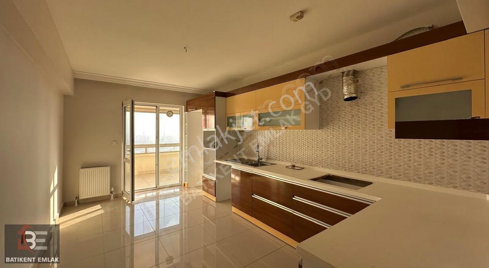 Batıkent Emlak'tan Muhteşem Manzaralı Full Yapılı 3+1 Havuzlu - Görsel 21