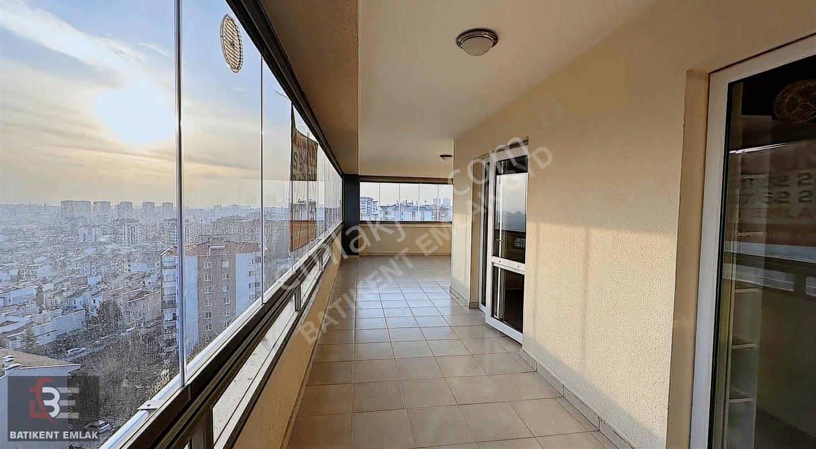 Batıkent Emlak'tan Muhteşem Manzaralı Full Yapılı 3+1 Havuzlu - Görsel 34