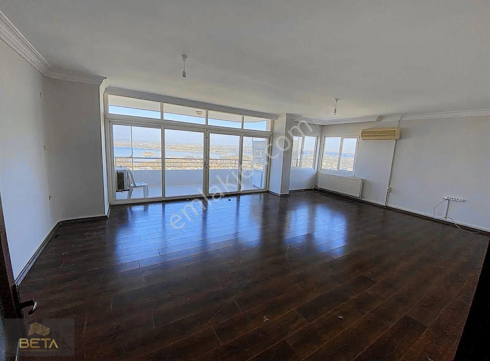 Panoramik Göl Manzaralı Bulvar Üzeri 4+1 Kombili Kiralık Daire ! - Görsel 18