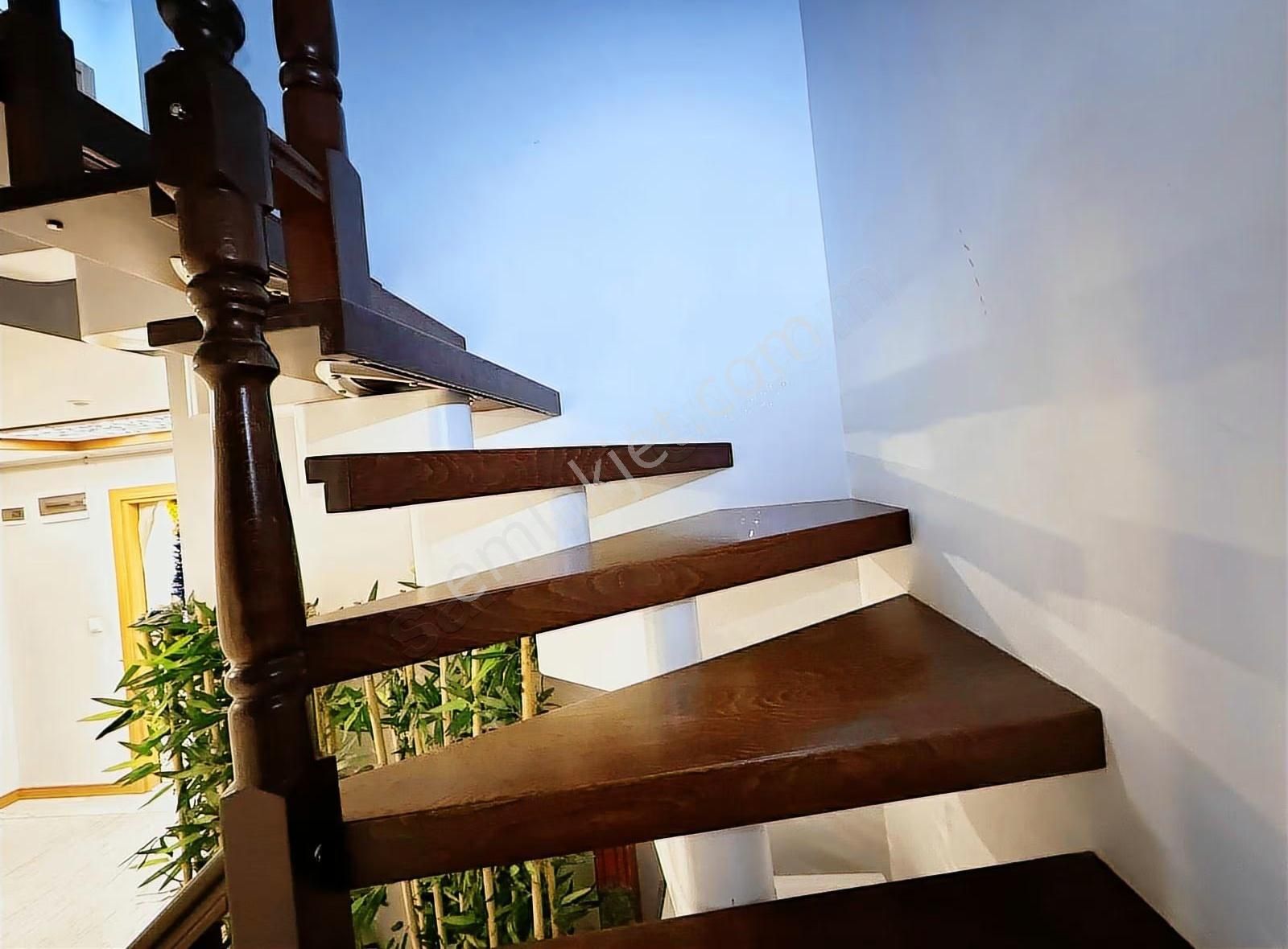 Yenigünde Doğalgazlı Ebeveyn Banyolu 4+1 Dubleks Satılık Daire - Görsel 33